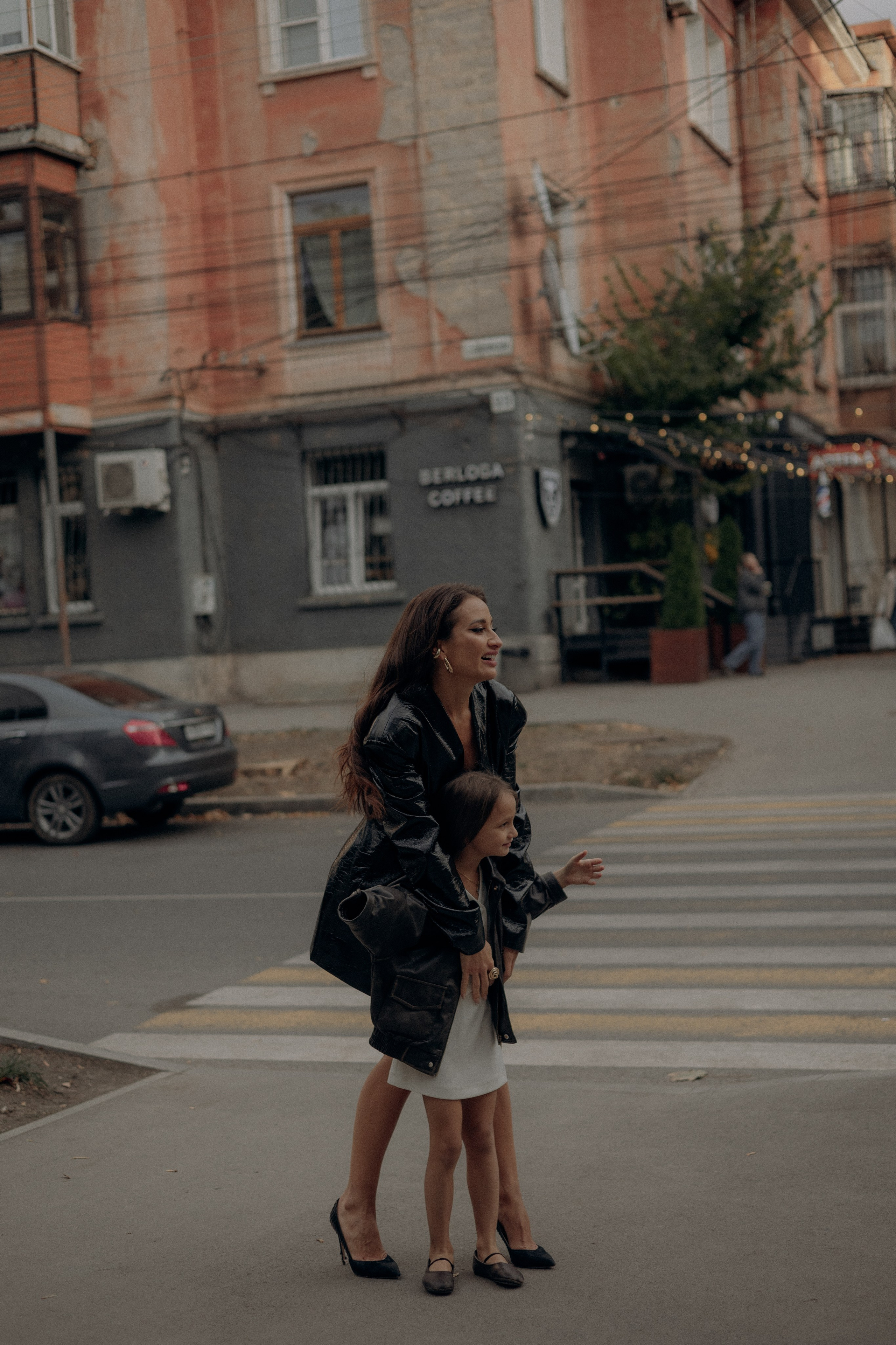 Алина и Николь. Условия и стоимость