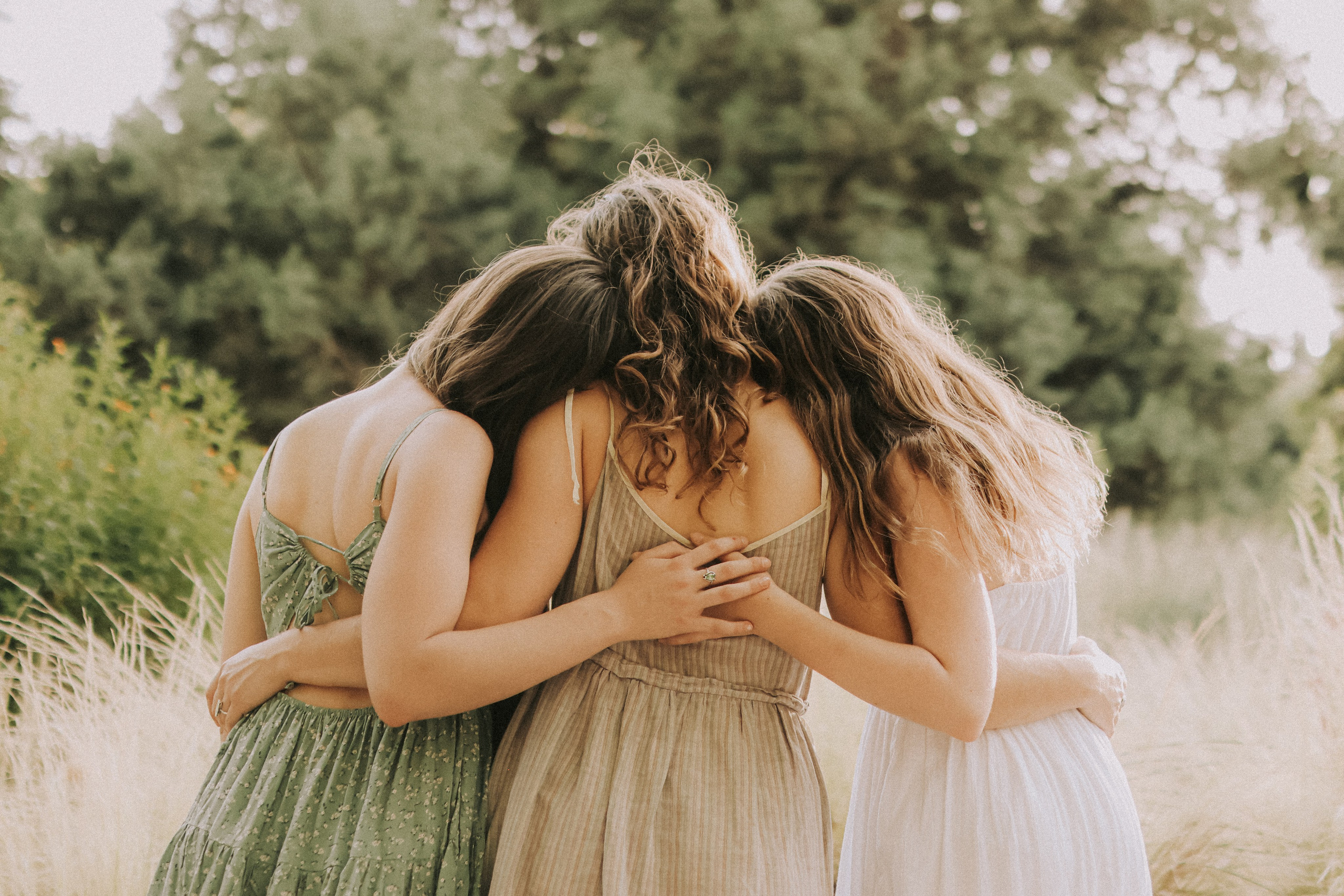 Polya, Shusha and Zhenya. Photographer in Israel Alice Milchin