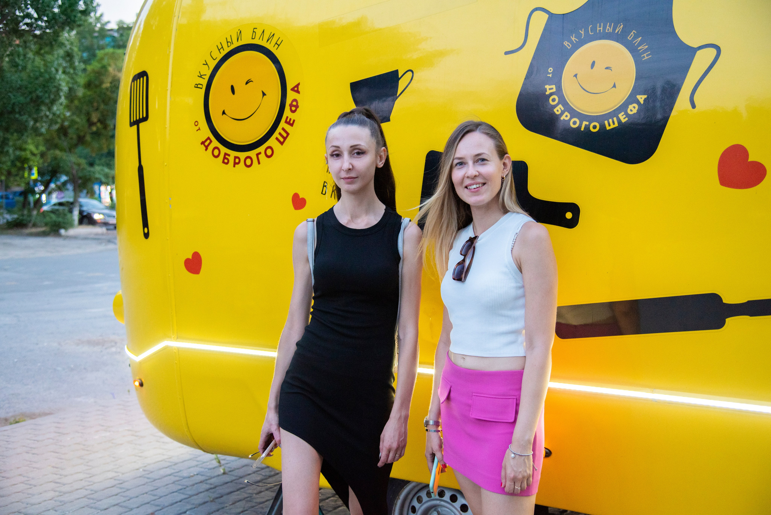 Вика и Лина. Фотограф Вадим Хмурковский