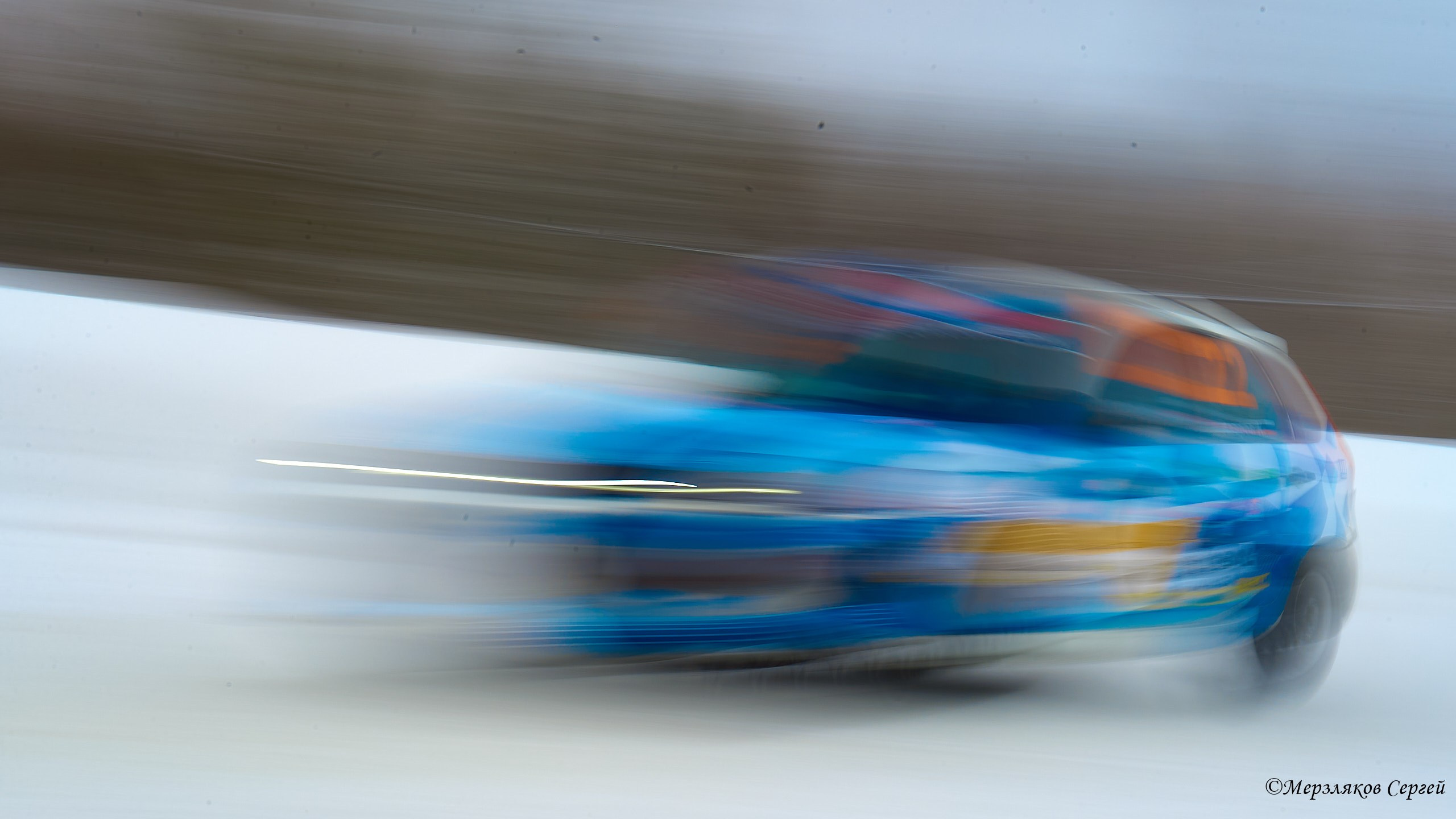 Трековые автогонки на льду Чемпионат России. Спортивный репортажный фотограф в Ижевске Сергей Мерзляков