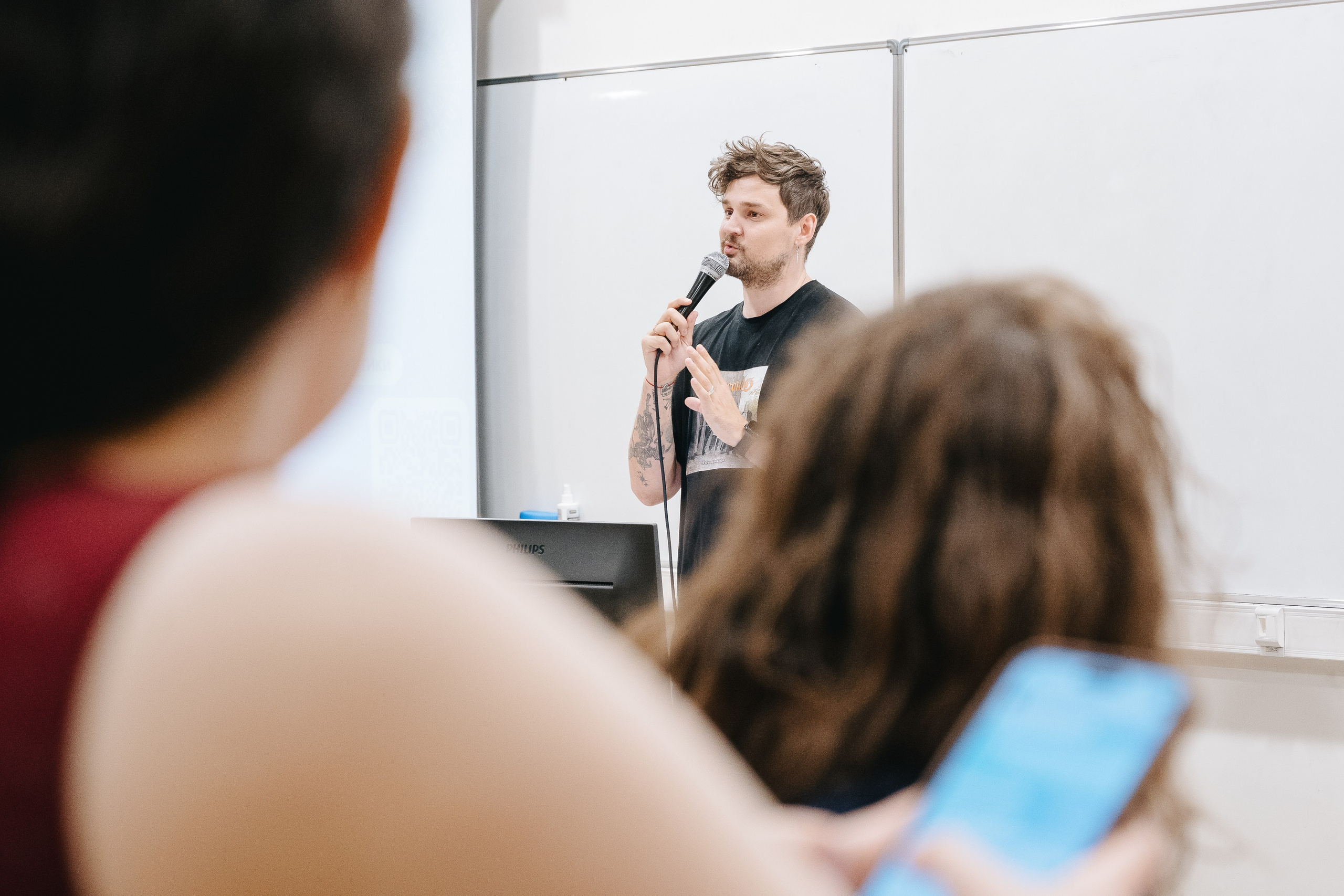 Встреча с Олегом Титовым, креативным продюсером Medium Quality. Даниил Сергеев: репортажный фотограф