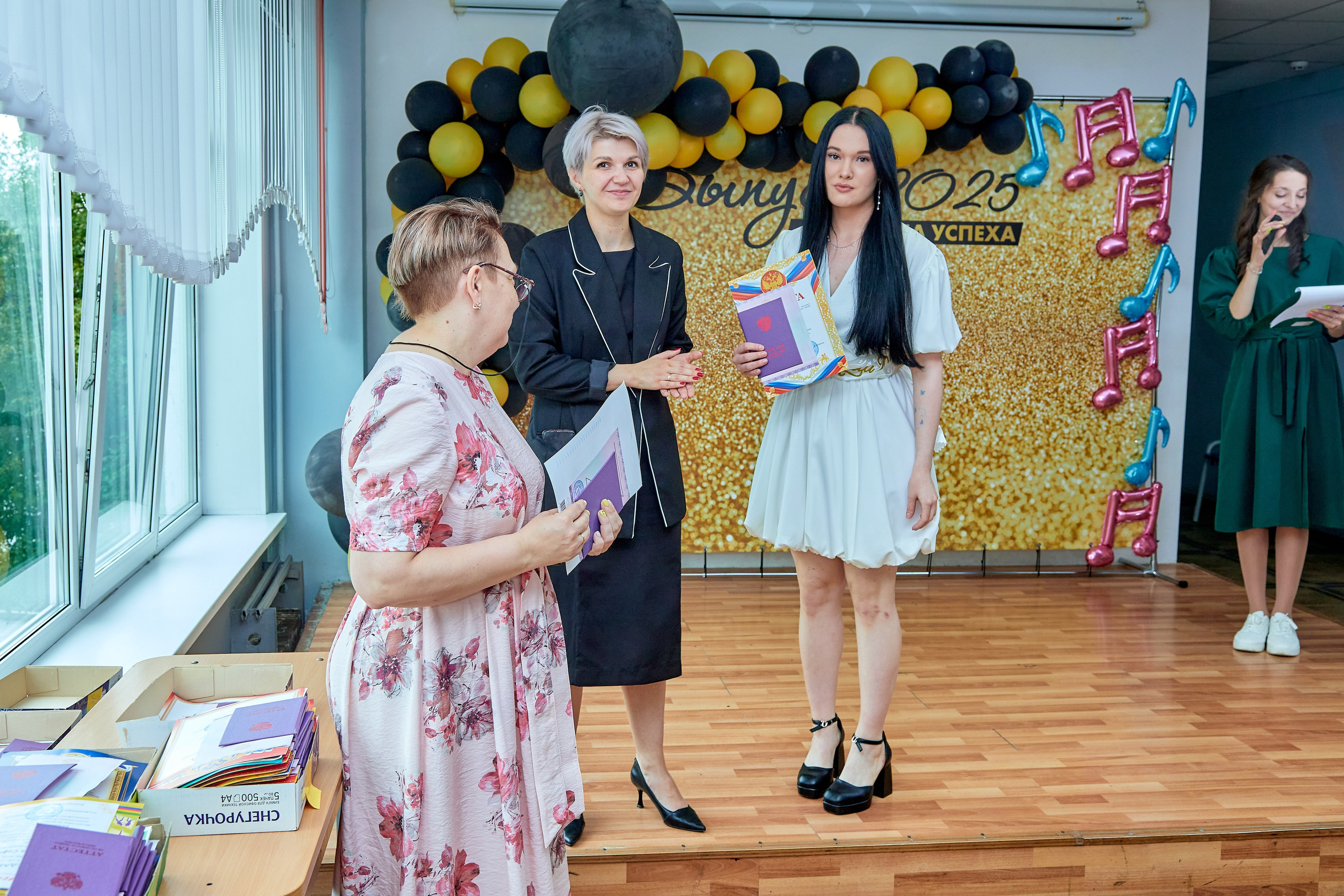 Выпускные 9-й и 11-й класс. Фотограф в Екатеринбурге Булат Хамитов