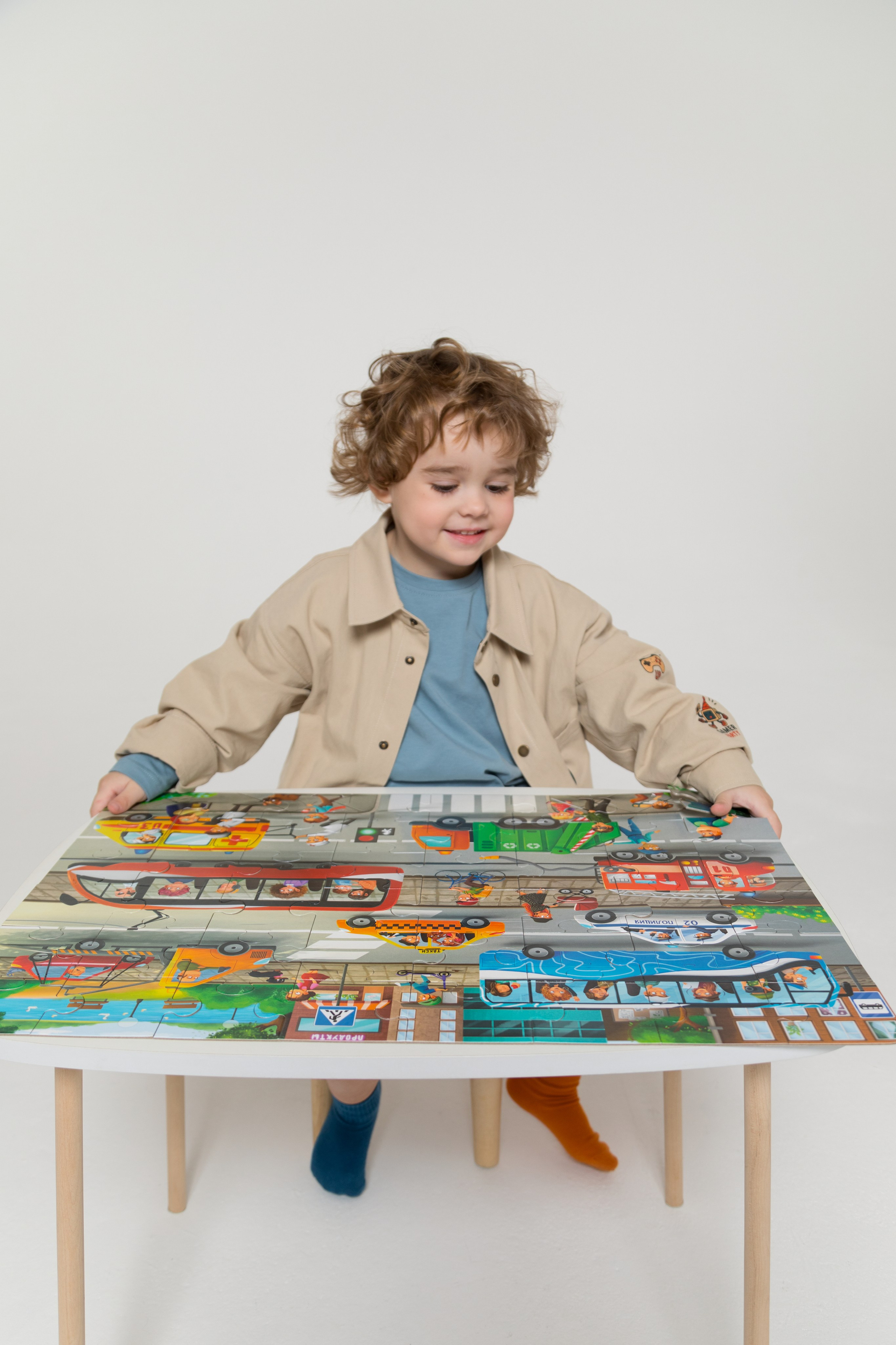 Имиджевая и каталожная съёмка для бренда детских пазлов. Детский и контент фотограф Надя Волкова Санкт-Петербург