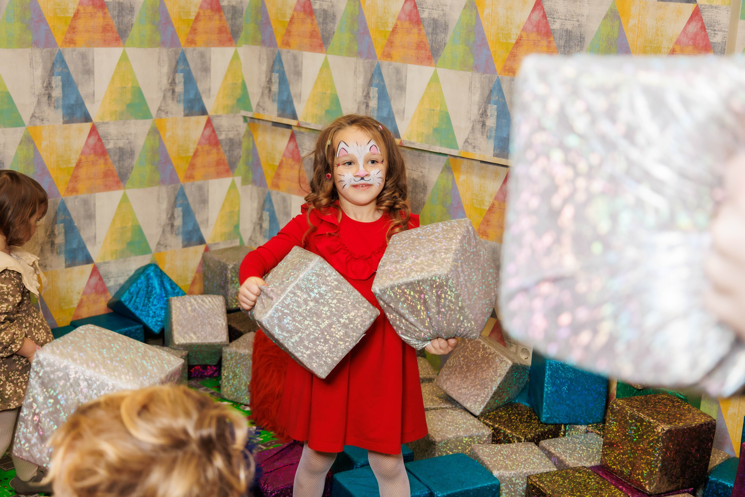 День рождения в ресторане. Фотограф в Москве Дмитрий Емельянов