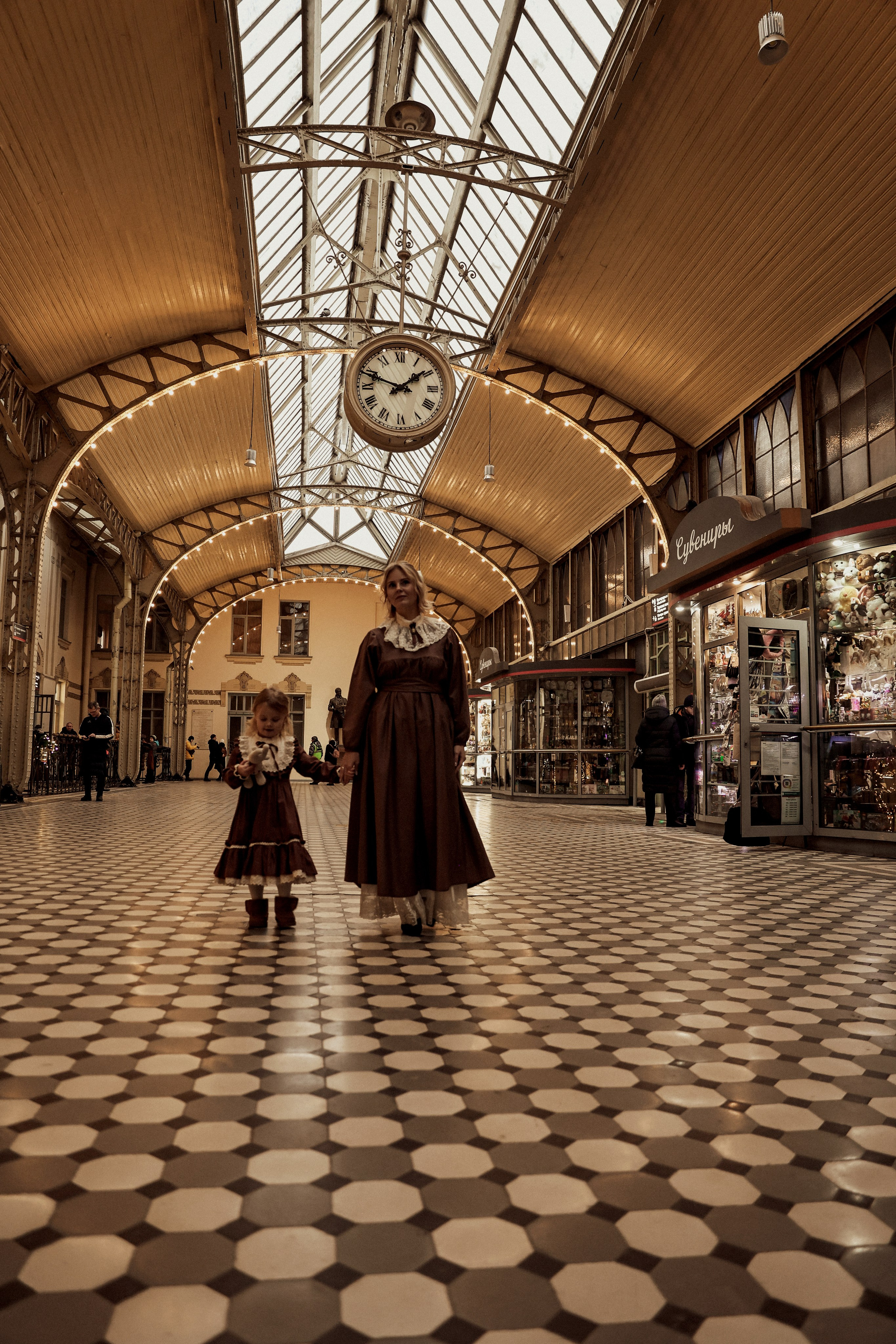 Ретро съемка на Витебском вокзале. Фотограф — Татьяна Кириллова, г. Санкт-Петербург