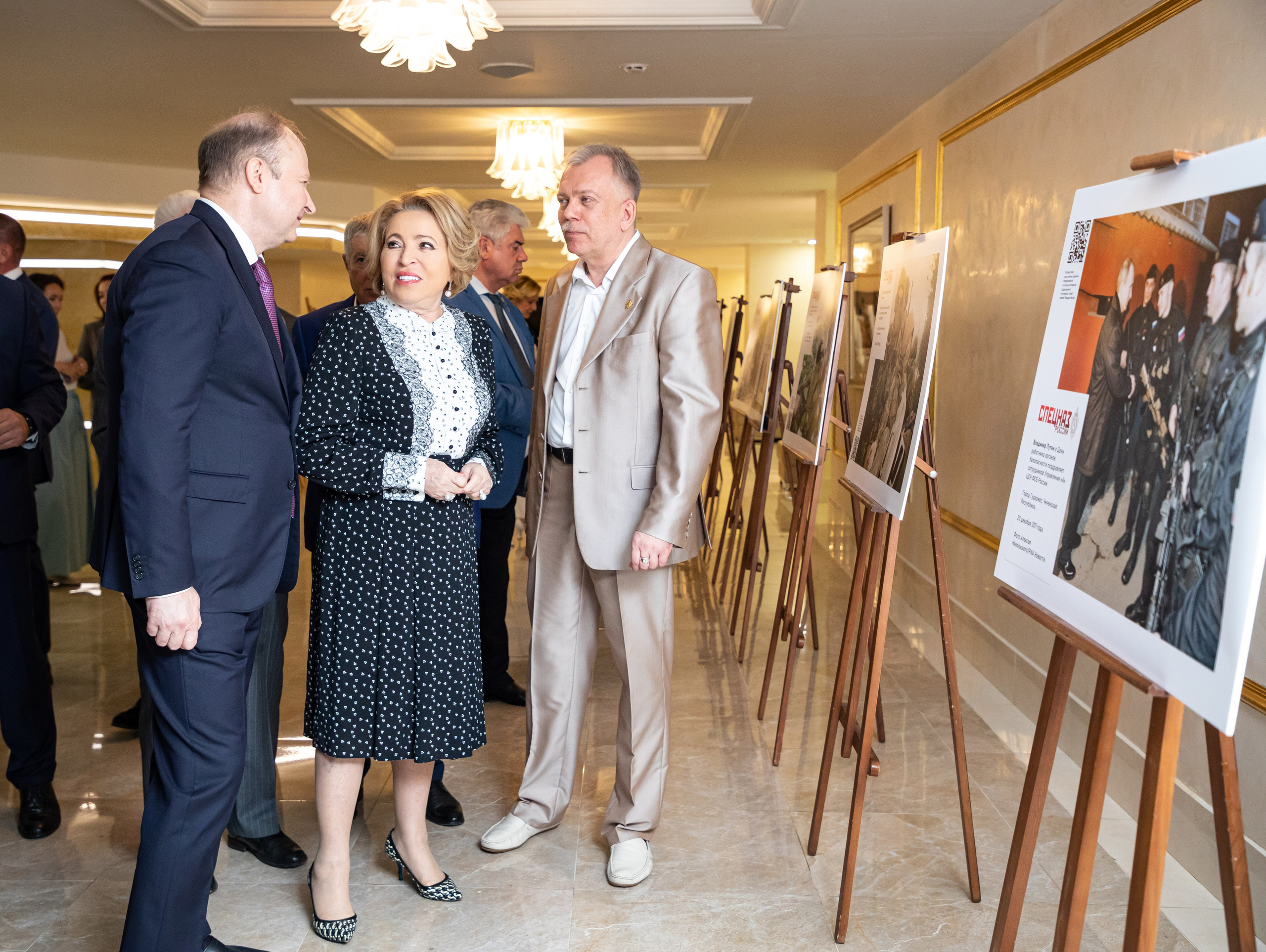 Фотовыставка «Альфы» в Совете Федерации Москва 2024. Фотостудия в Москве LUXARTPHOTO