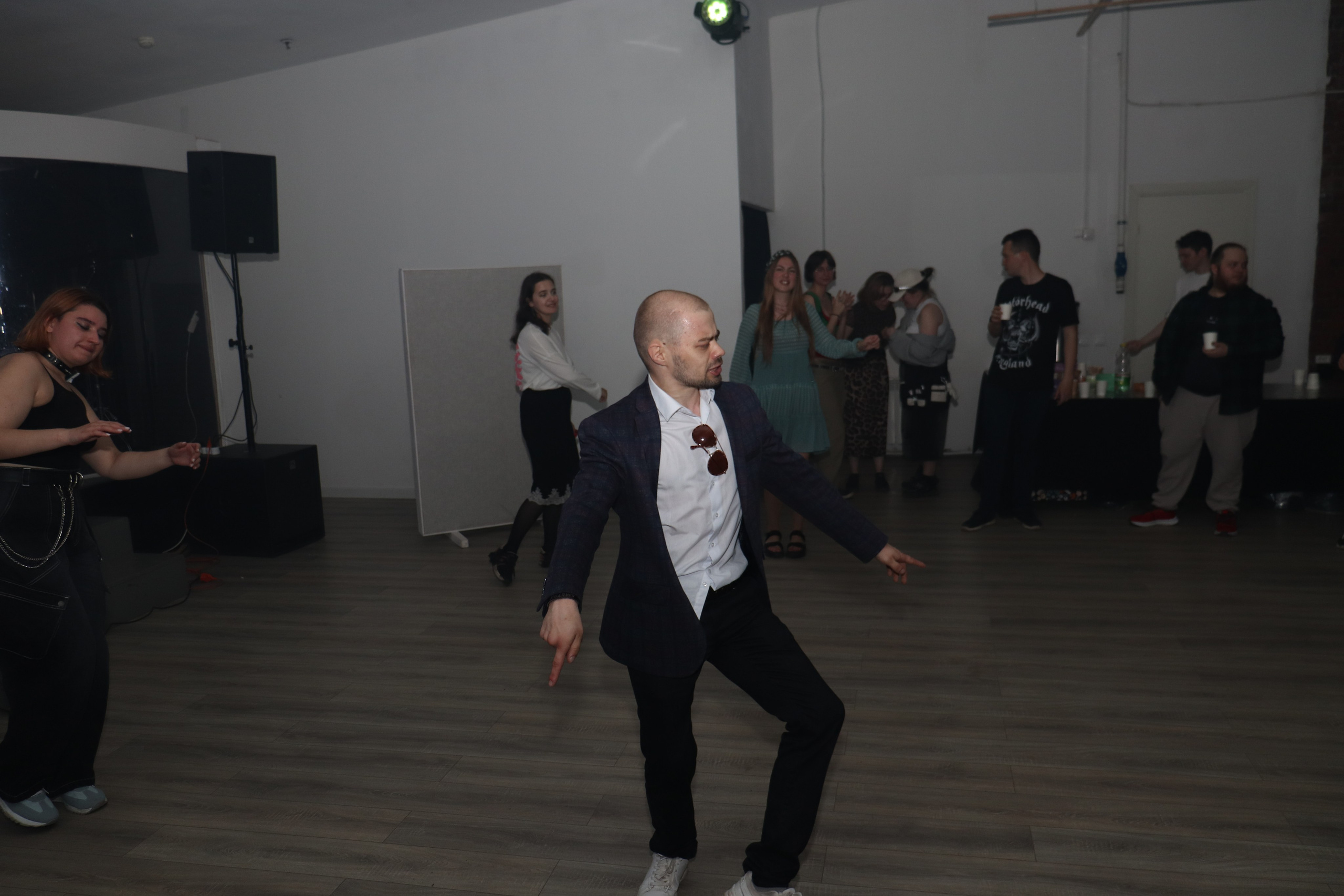 Дискотека 90х молодёжного «клуба 52». Ивентный фотограф в Санкт-Петербурге Олег Комков