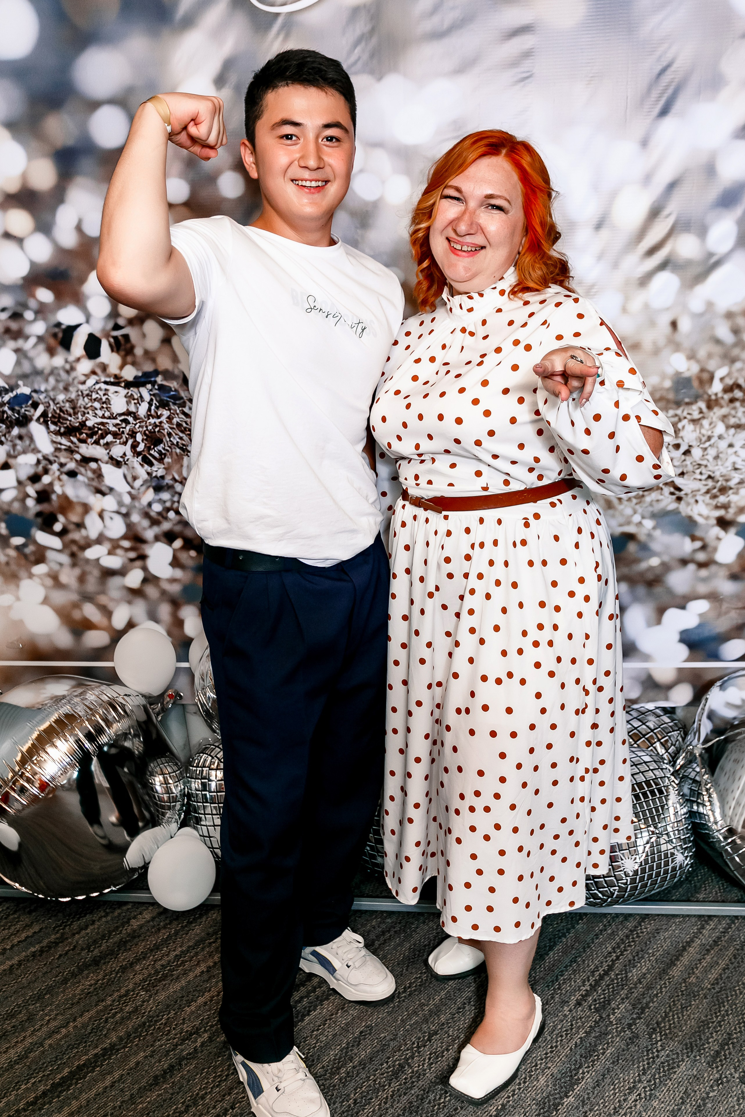 ВЫПУСКНОЙ \ Бирман\ Show today. Фотограф в  г. Новосибирск