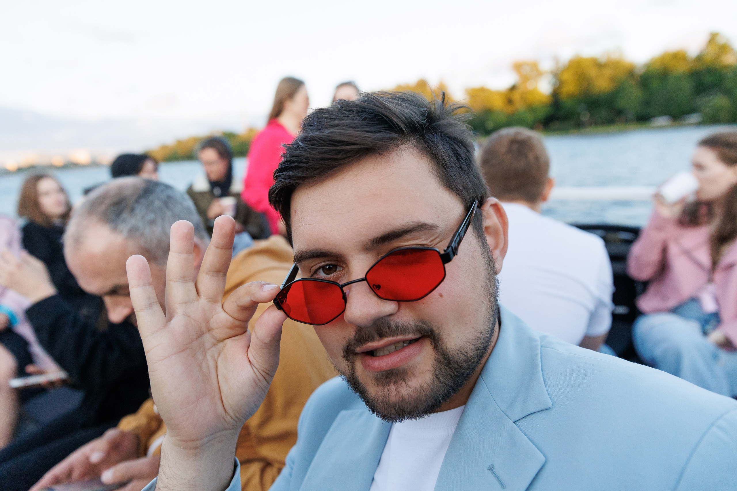 На теплоходах музыка играет. Репортажный Фотограф в Москве Юра Гушан