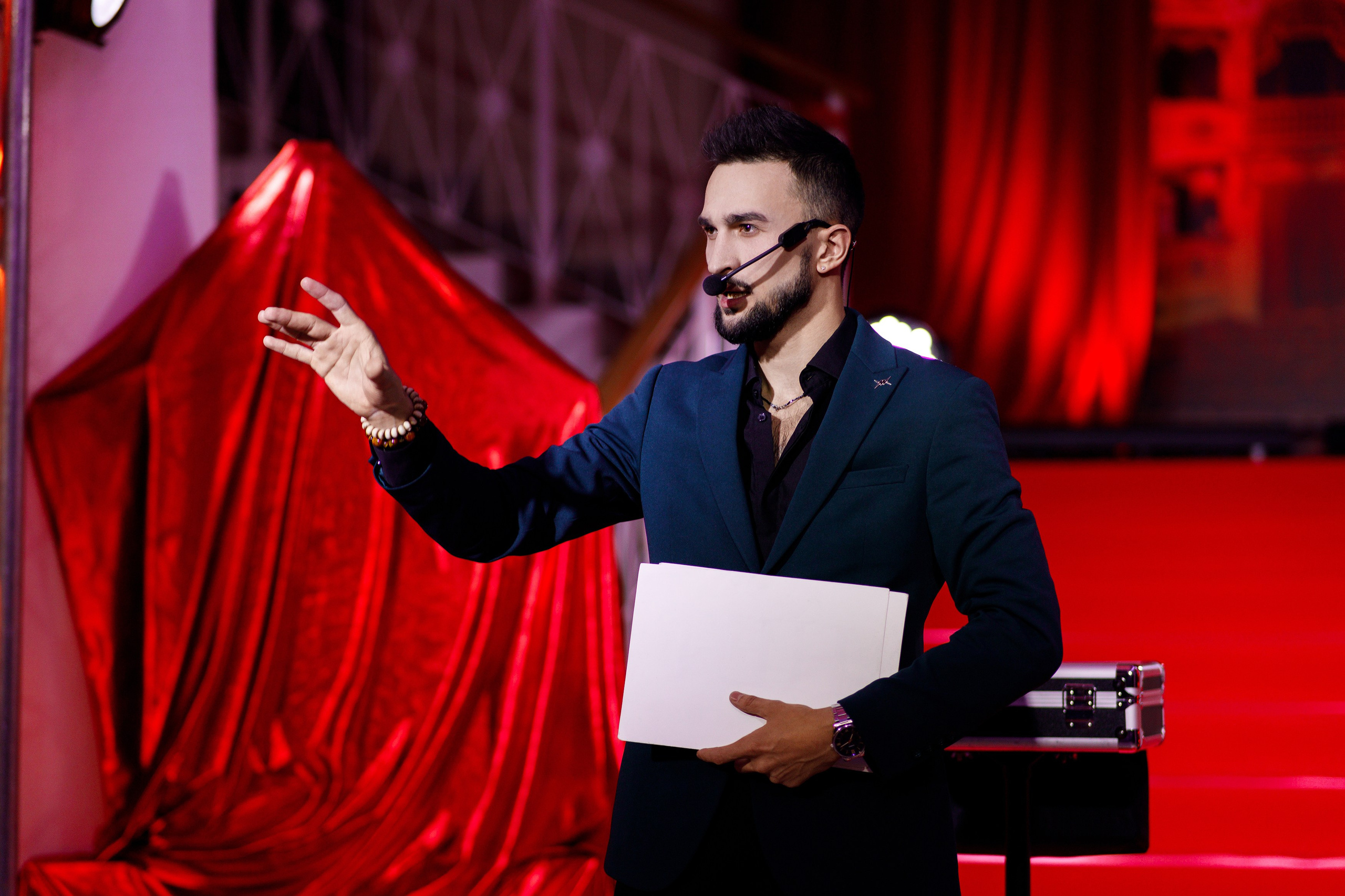 Награждение победителя конкурса «Учитель Года» г. Горнозаводск. Фотограф Дмитрий Молчанов | Фотограф Пермь | Фотограф