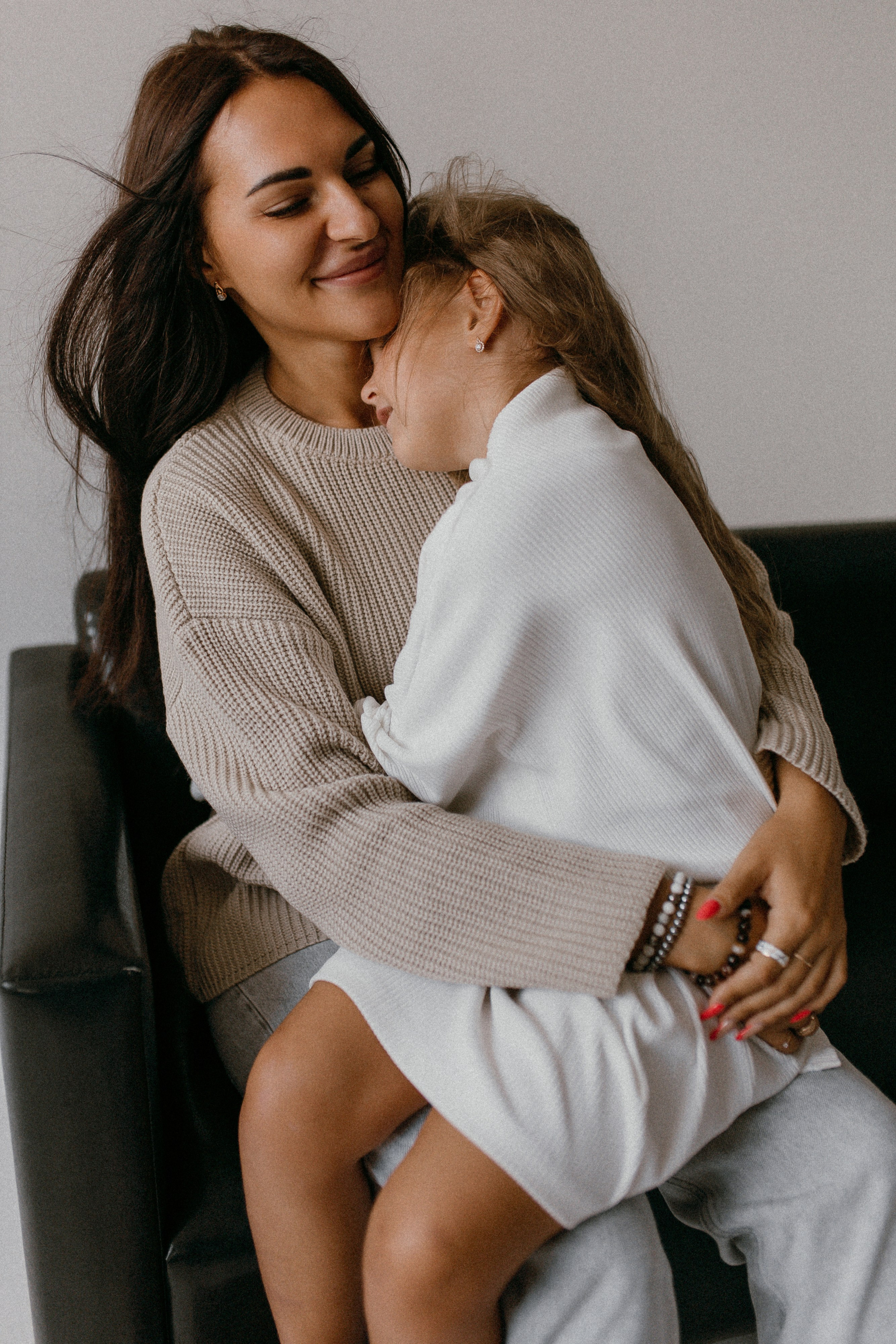 Есения и мама. Семейный фотограф Губкин/Старый Оскол