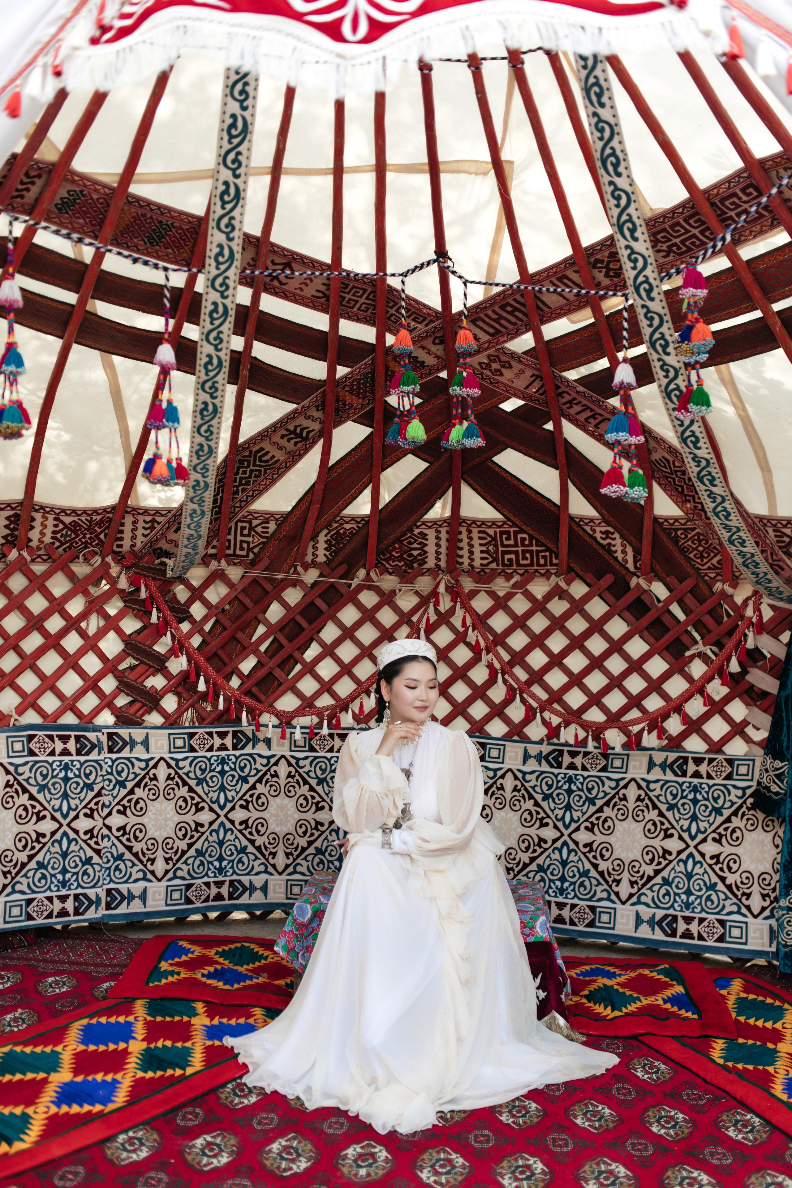 Aynur — syrğa salu. Wedding and Love story Photographer