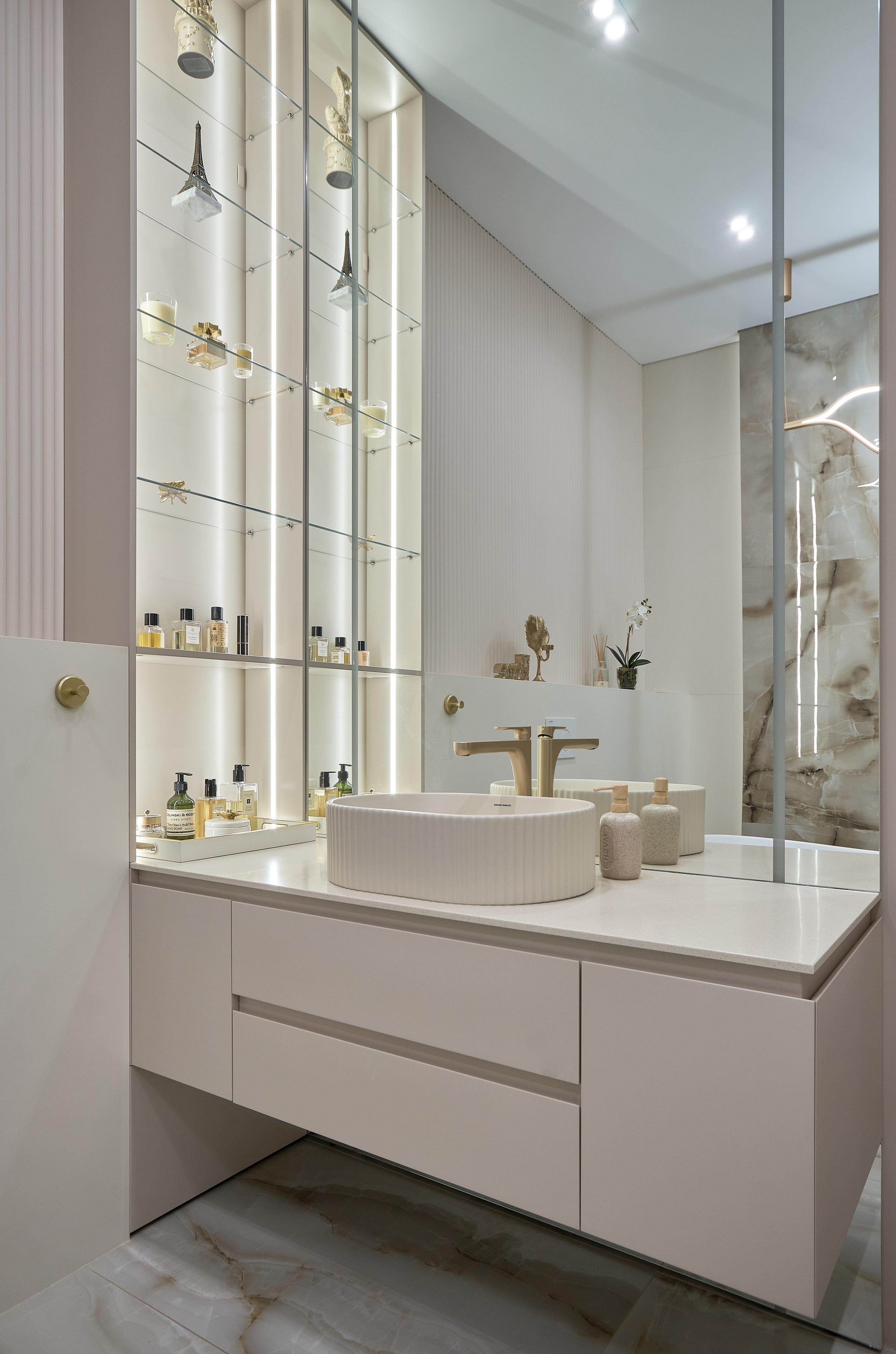 К_1. Абросимов Лев интерьерный и архитектурный фотограф