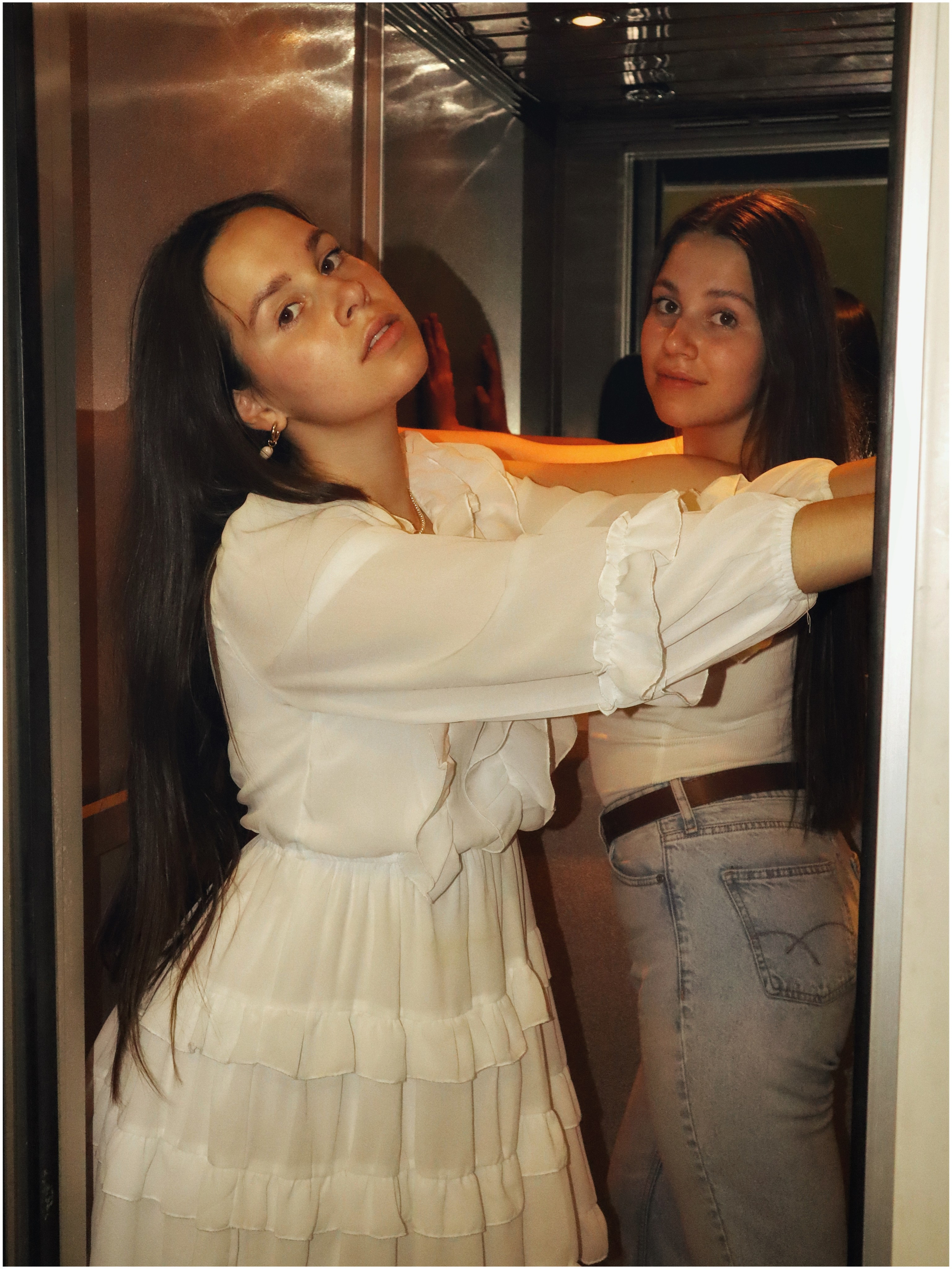 Арина и Александра. Портретный и свадебный фотограф в Москве Александра