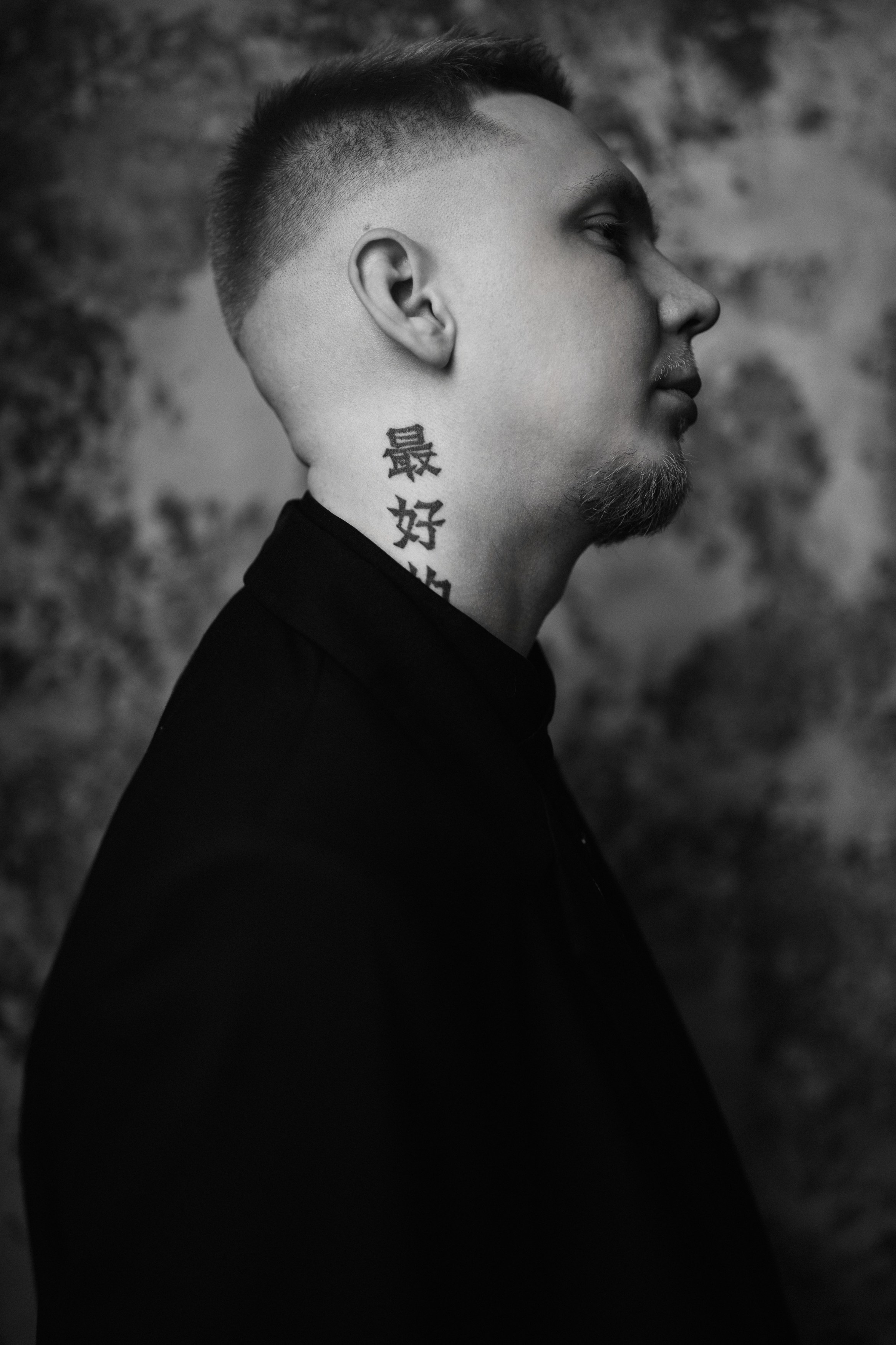 Промо-съёмка для ведущего Максима Лупанова — образ для новогоднего сезона