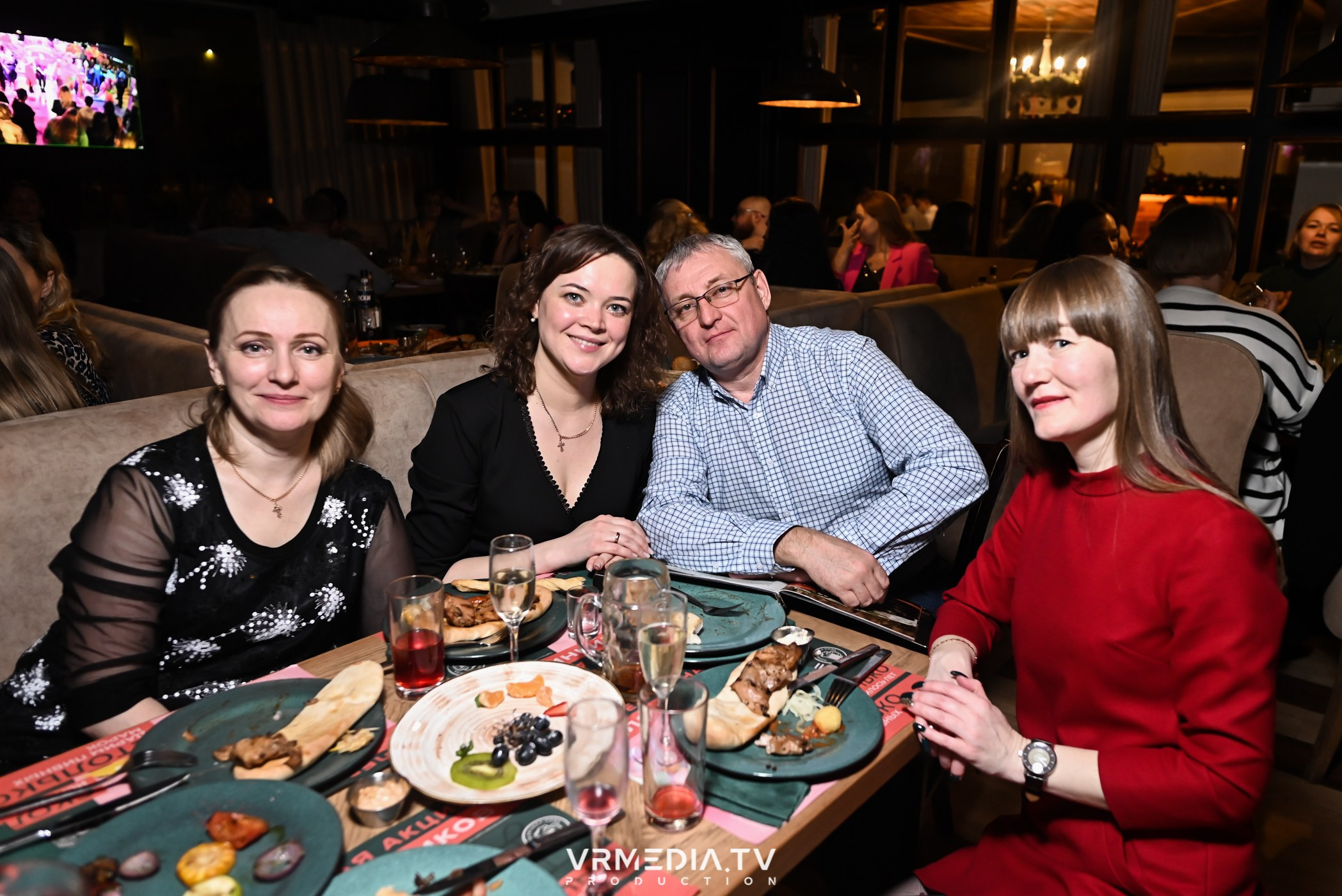 Новогодний вечер в ресторане «Мюнхен»