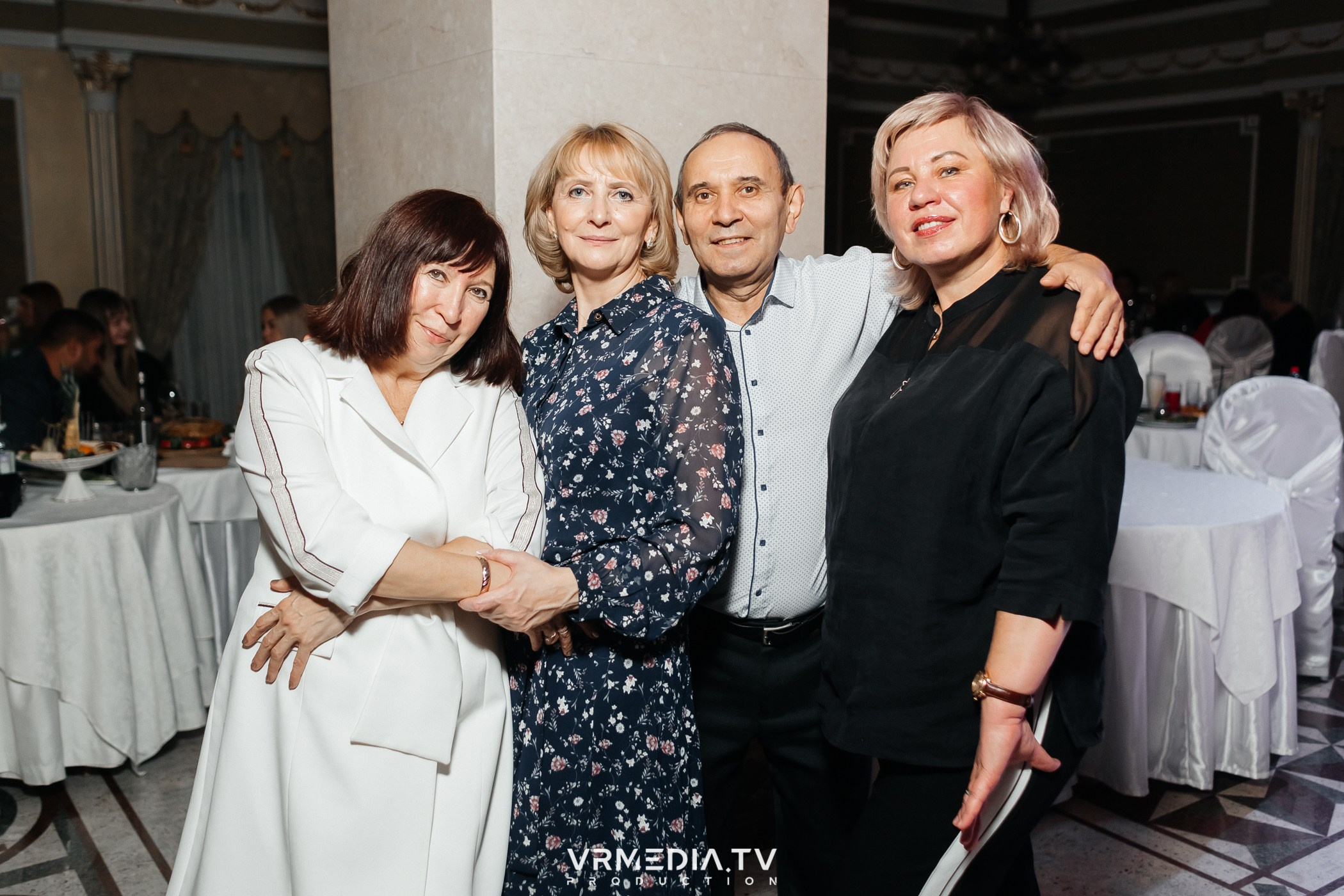 ПЯТНИЦА ДЛЯ ДРУЗЕЙ в ресторане «Империя»