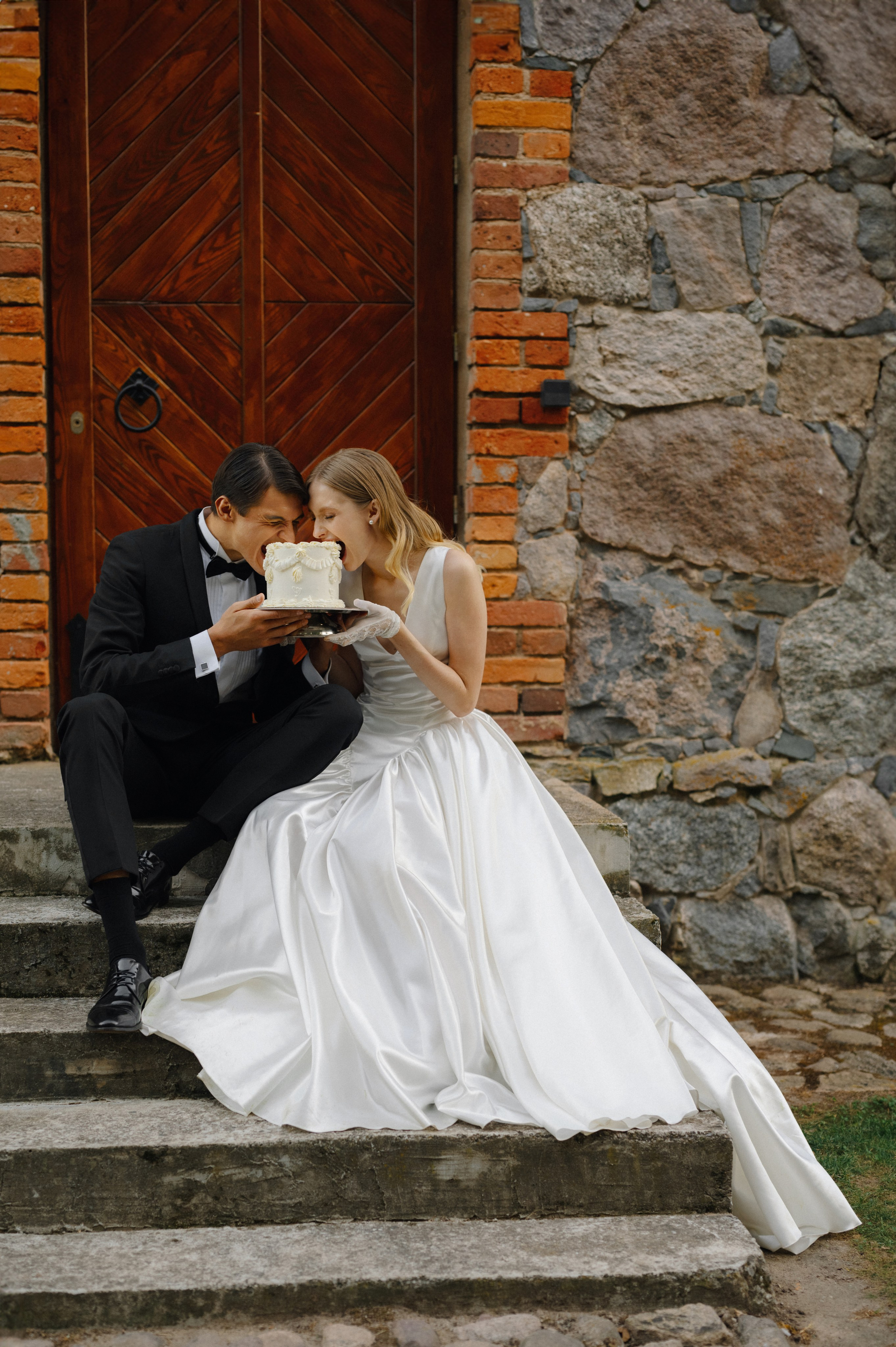 Скоро на сайте. Свадебный фотограф в Минске Тагай Наталья