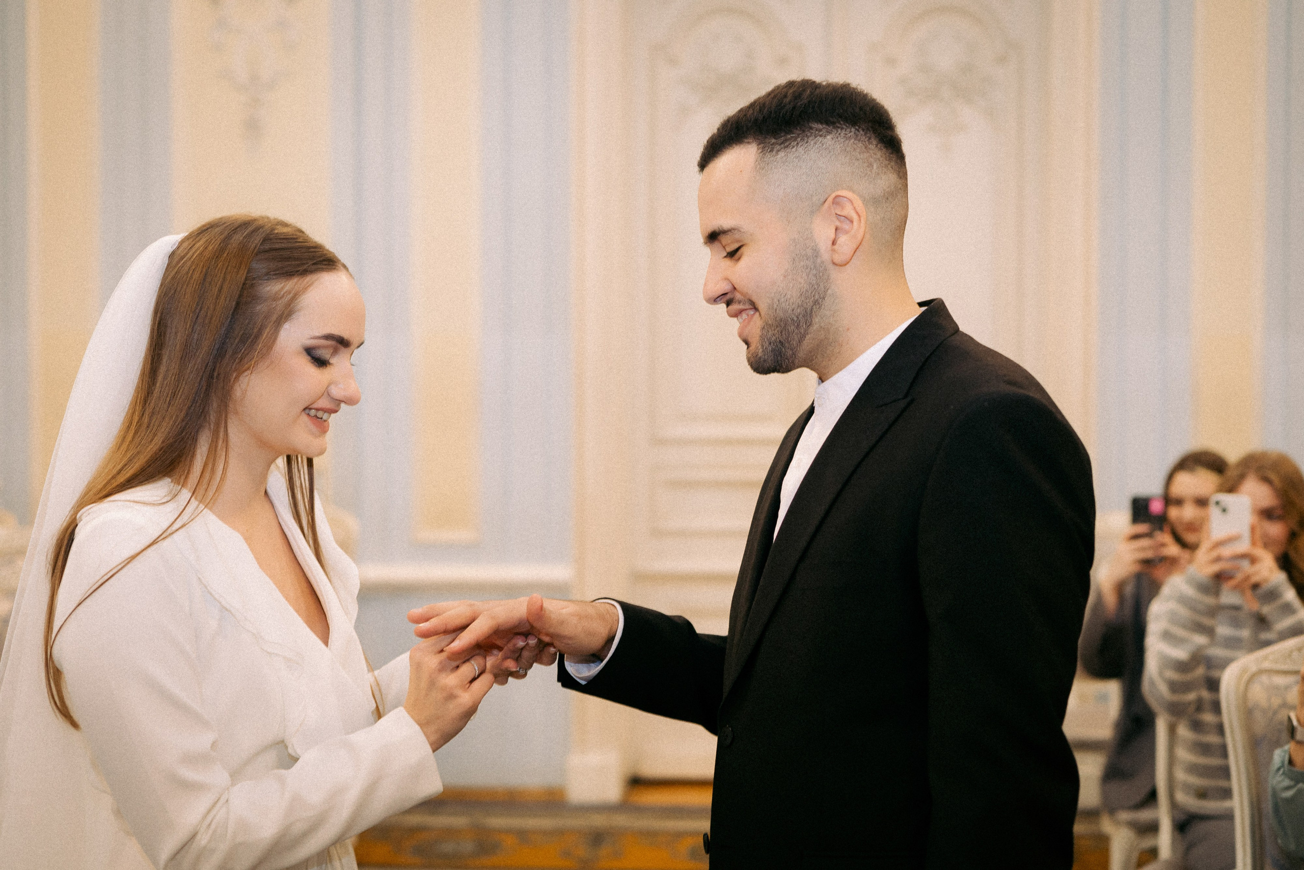 Кристина и Адель