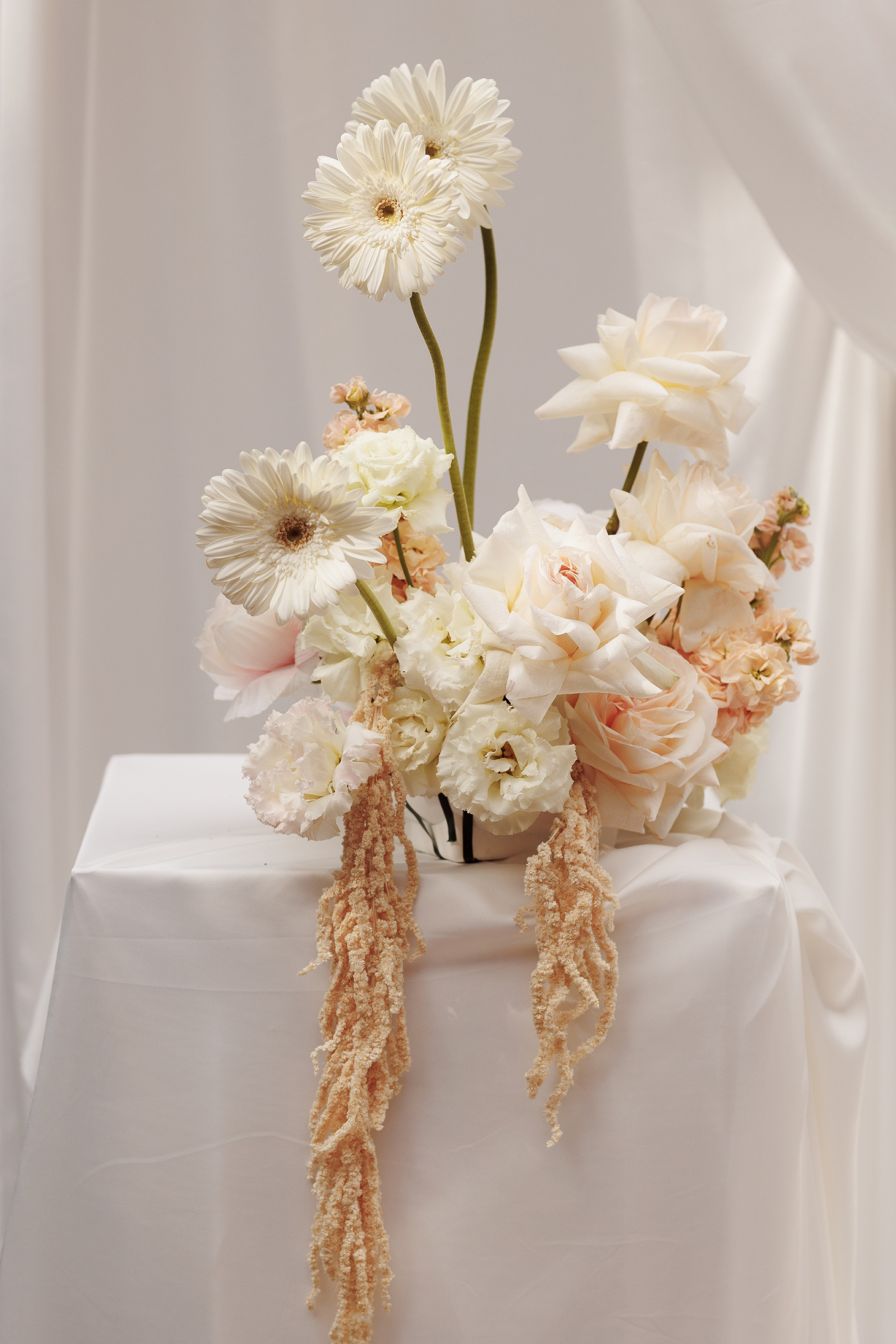 Пройдусь по тебе мурашками. Свадебный фотограф в Москве | Профессиональный фотограф | Выгодные цены на услуги