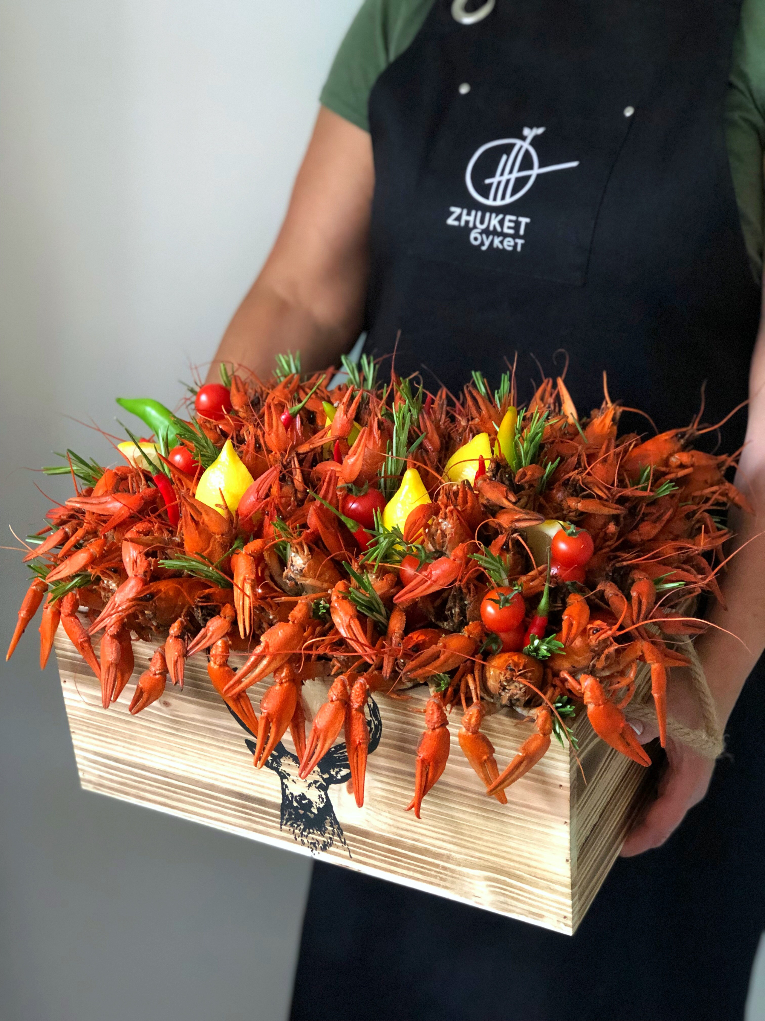 Раковые. Выездной кейтеринг, съедобные букеты, торты и сладости на заказ