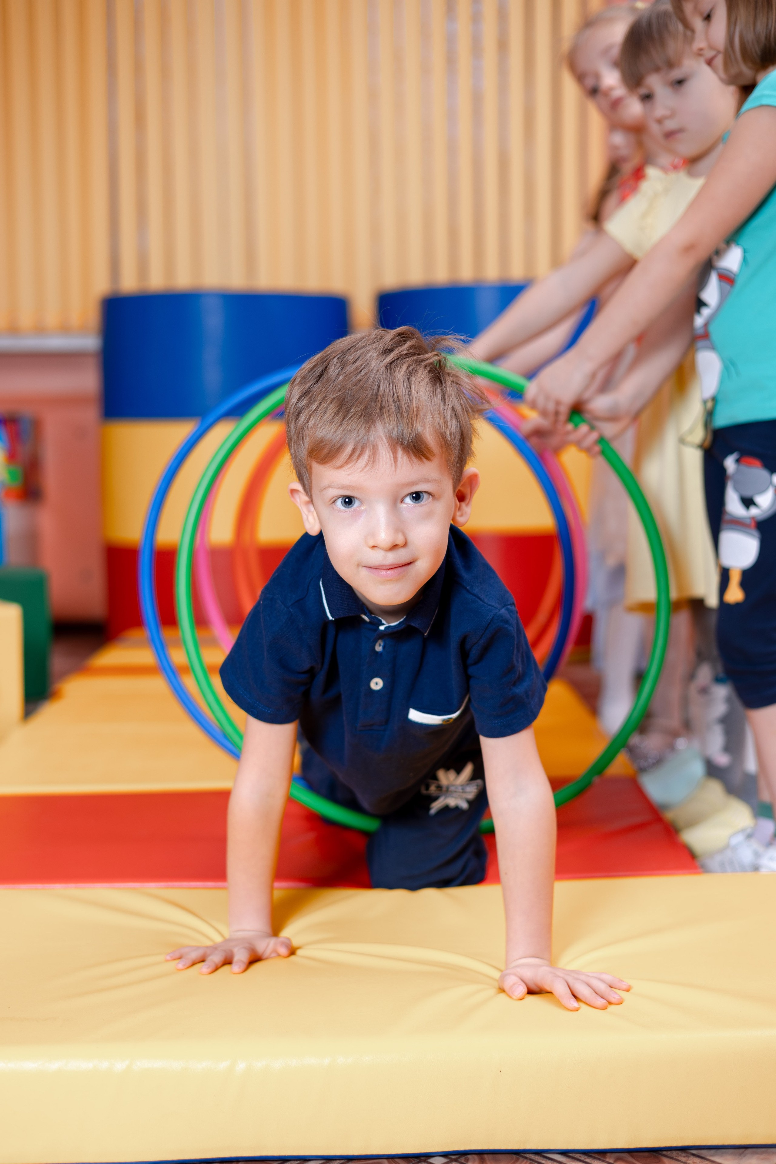 Детские сады. Выпускные школьные фото­альбомы для школ и детских садов в Волгограде и Волжском
