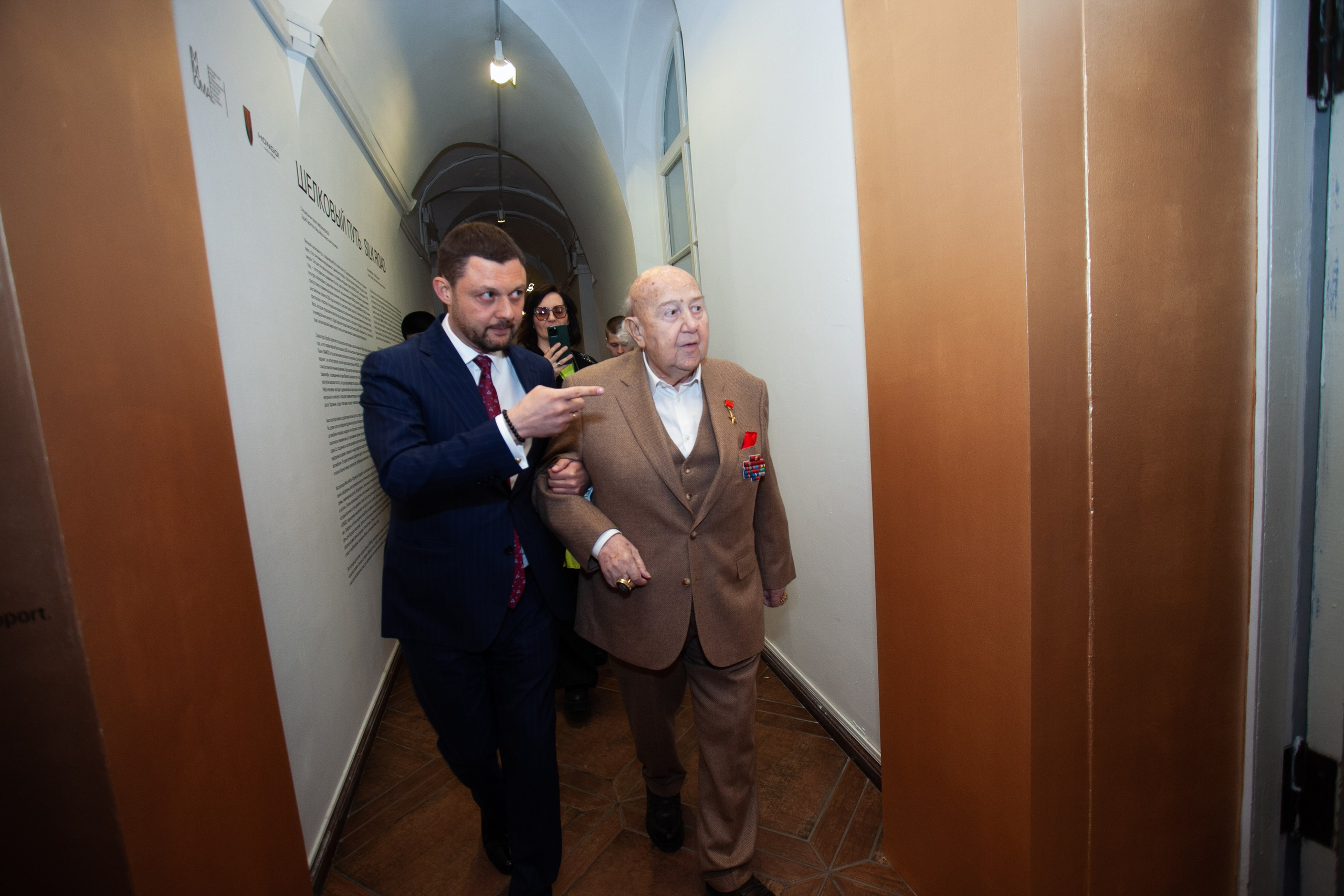 Открытие выставки Зураба Церетели. Art photographer Nino