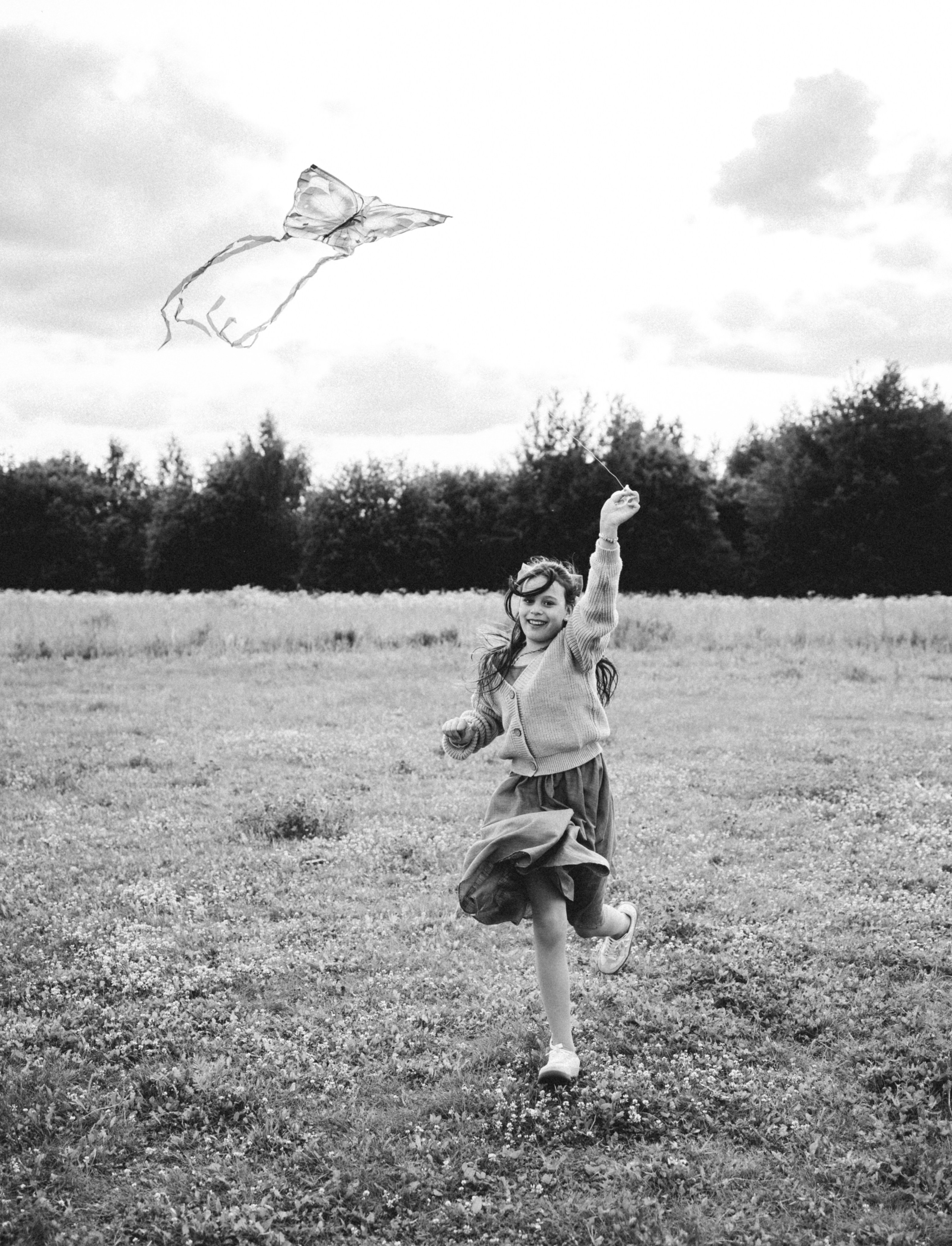 Анна, Марчелло, Настенька и Влада в поле. Фотограф Москва Светлана Кирюшина