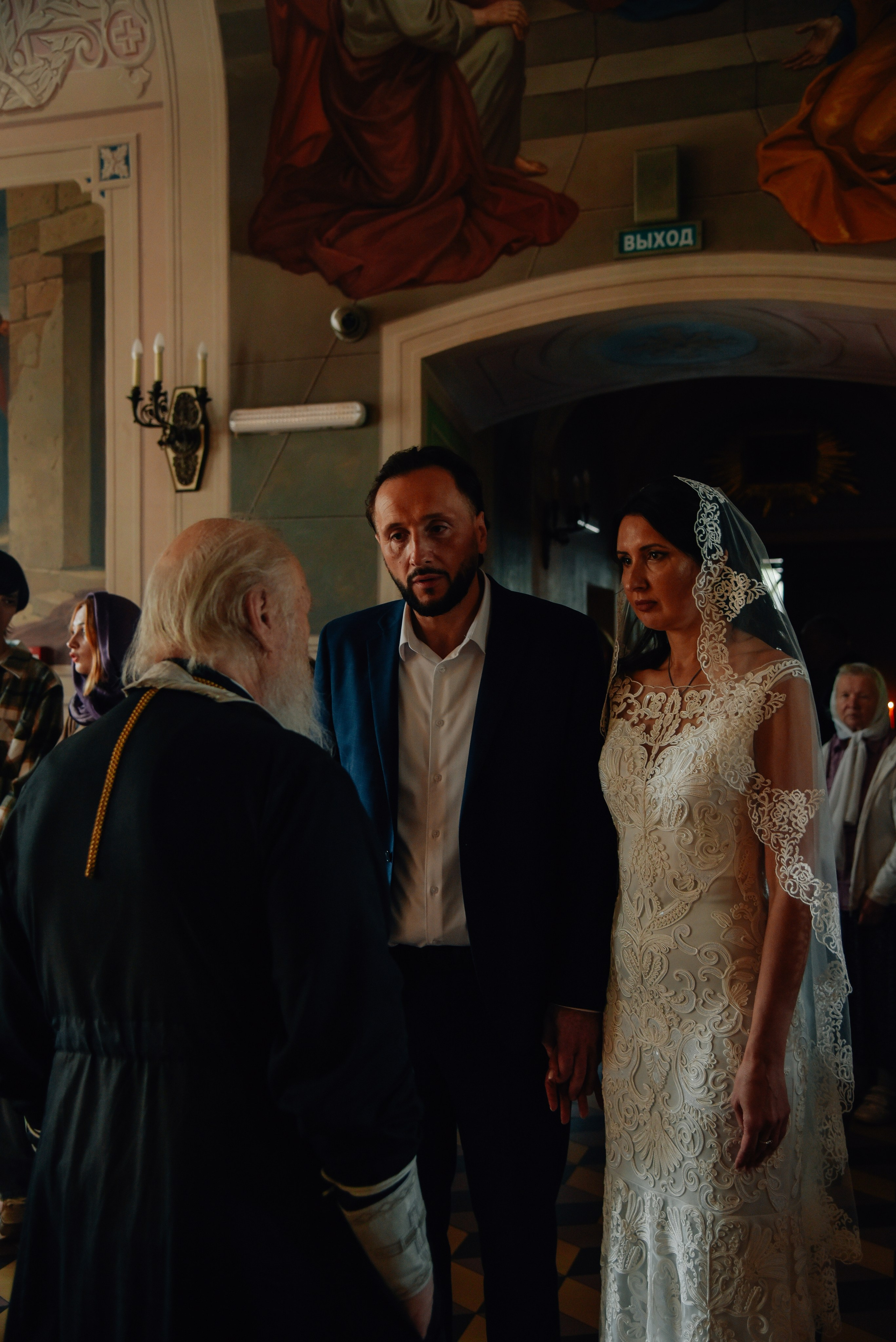 Венчание Храм Живоначальной Троицы на Воробьёвых горах. Фотограф Лола Волна, город Москва