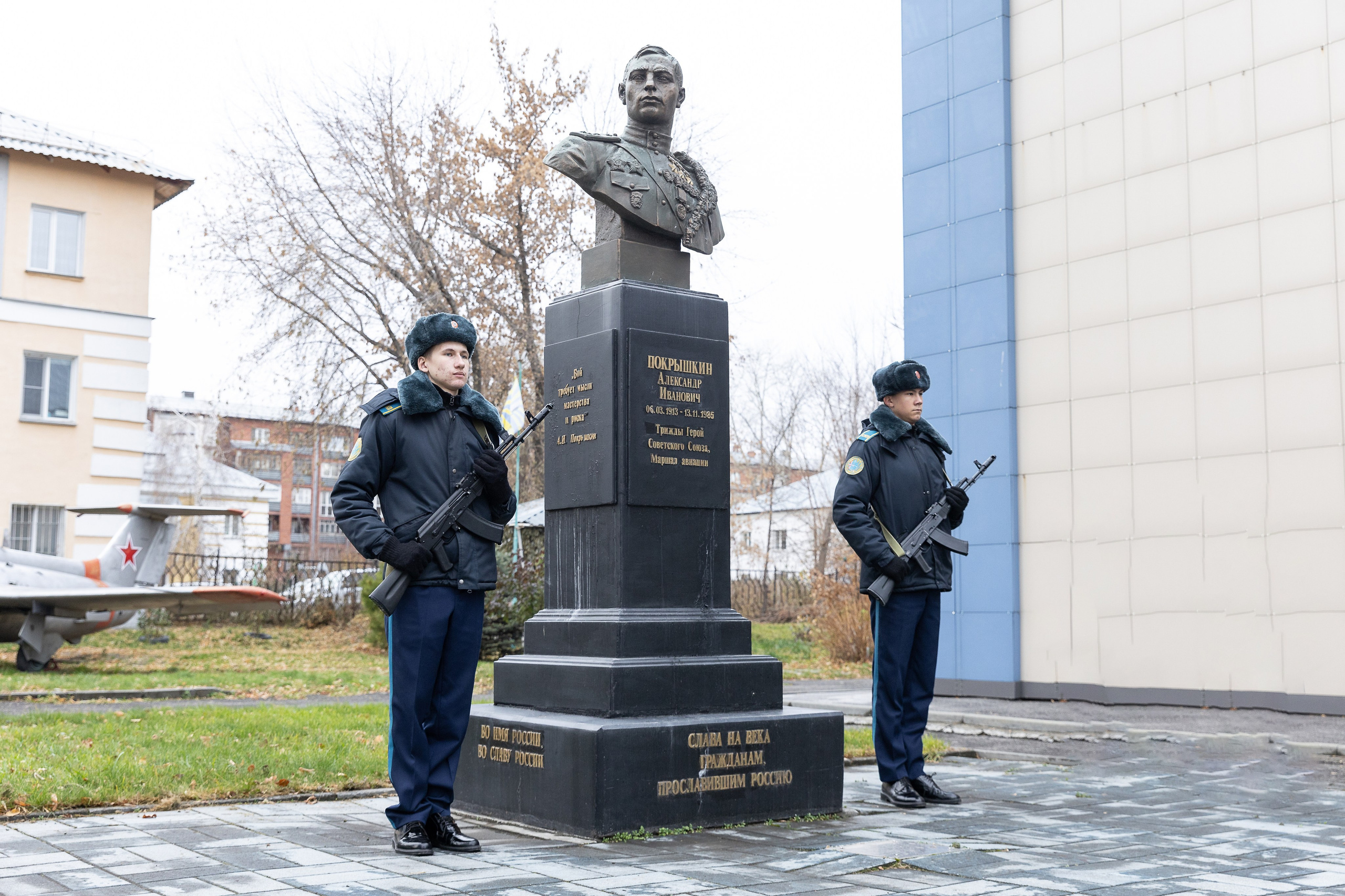 ПРИНЯТИЕ ПРИСЯГИ. Выпускные альбомы в Новосибирске и Бердске — Андрей Жуков