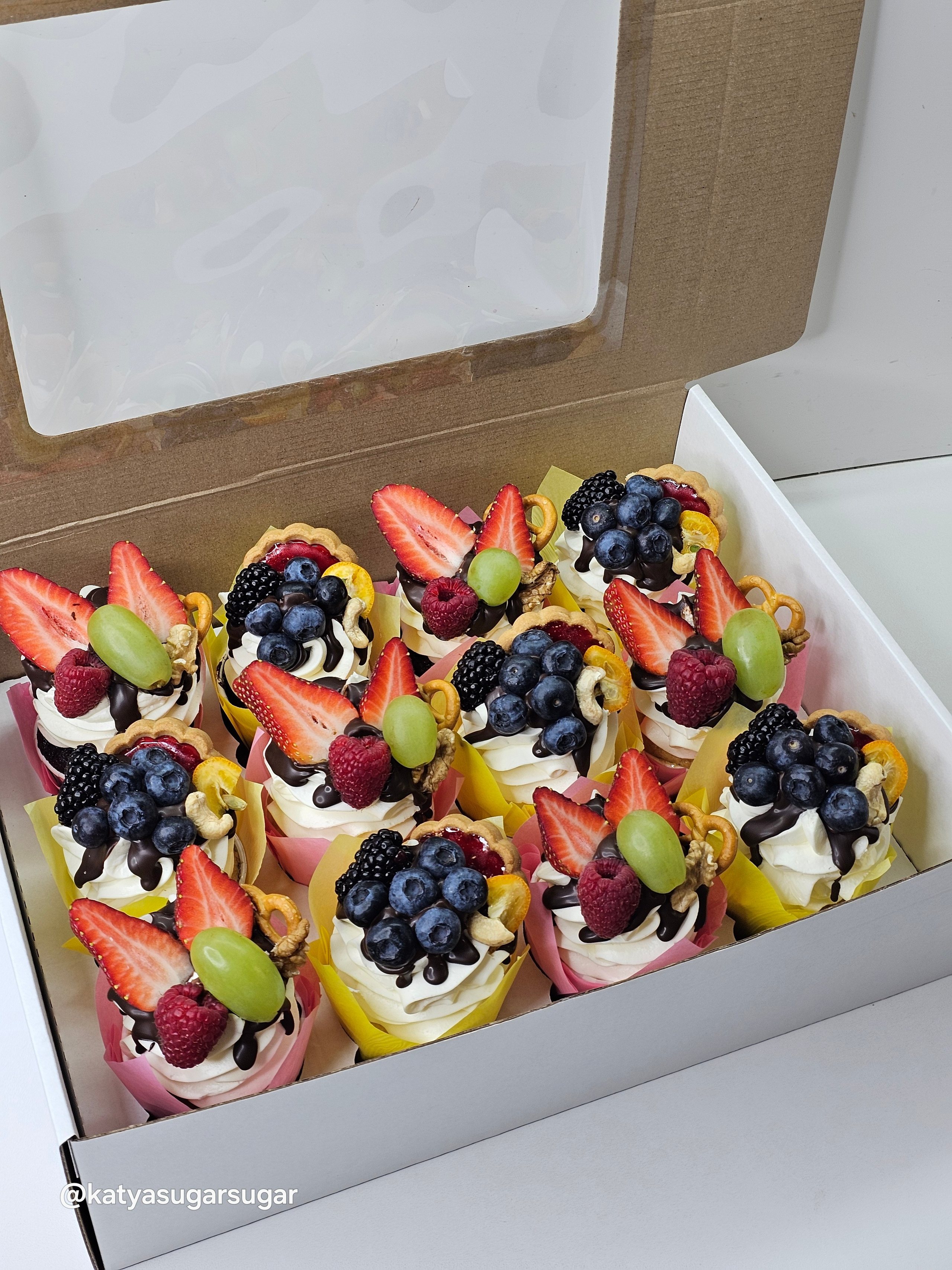 Капкейки стандартные. Katyasugarsugar капкейки, зефир, торты Москва