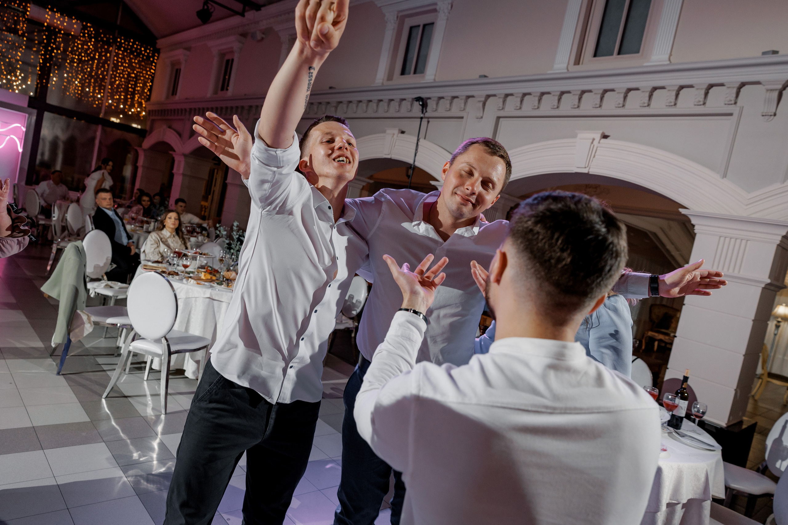 Ваня и Ульяна. Свадебный фотограф в Иркутске Сапаров Александр