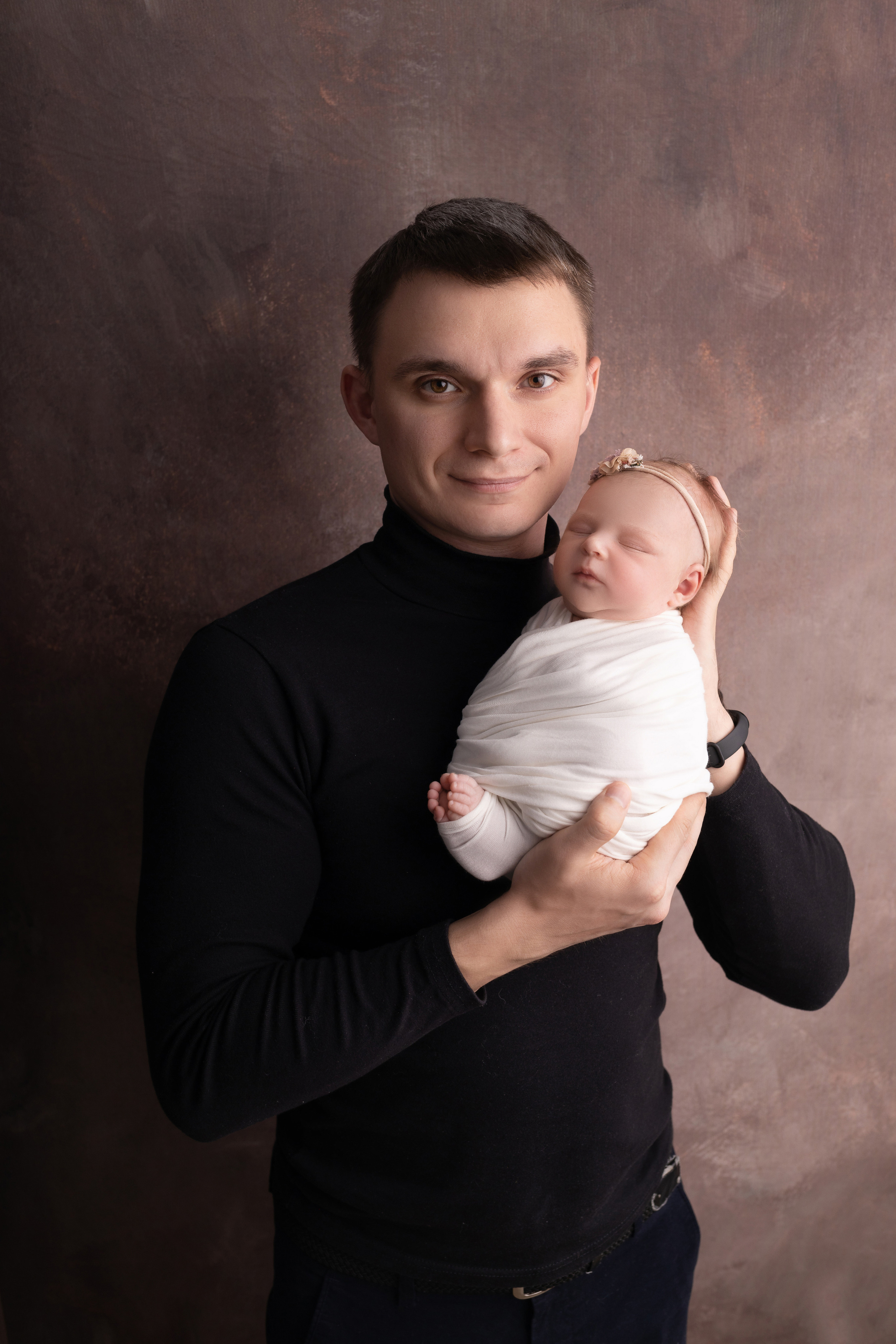 Семейные кадры от Elvira Kamaeva. Фотограф новорожденных малышей в Омске и Омской области Эльвира Камаева