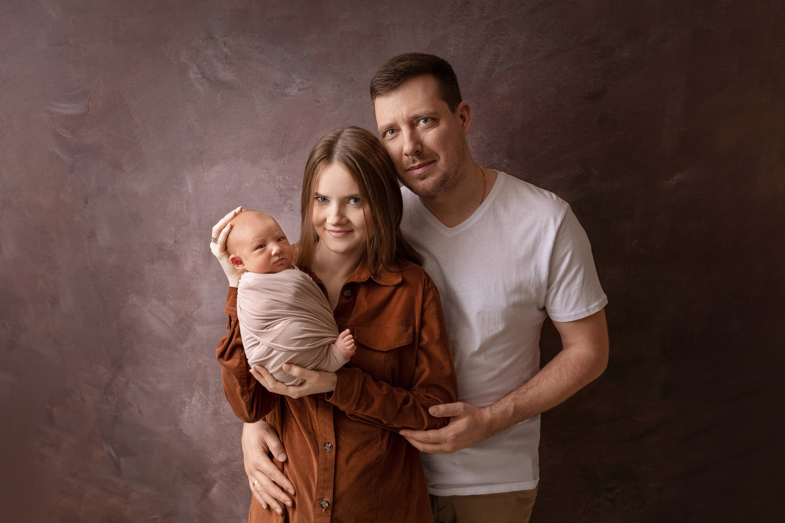 Семейные кадры от Elvira Kamaeva. Фотограф новорожденных малышей в Омске и Омской области Эльвира Камаева