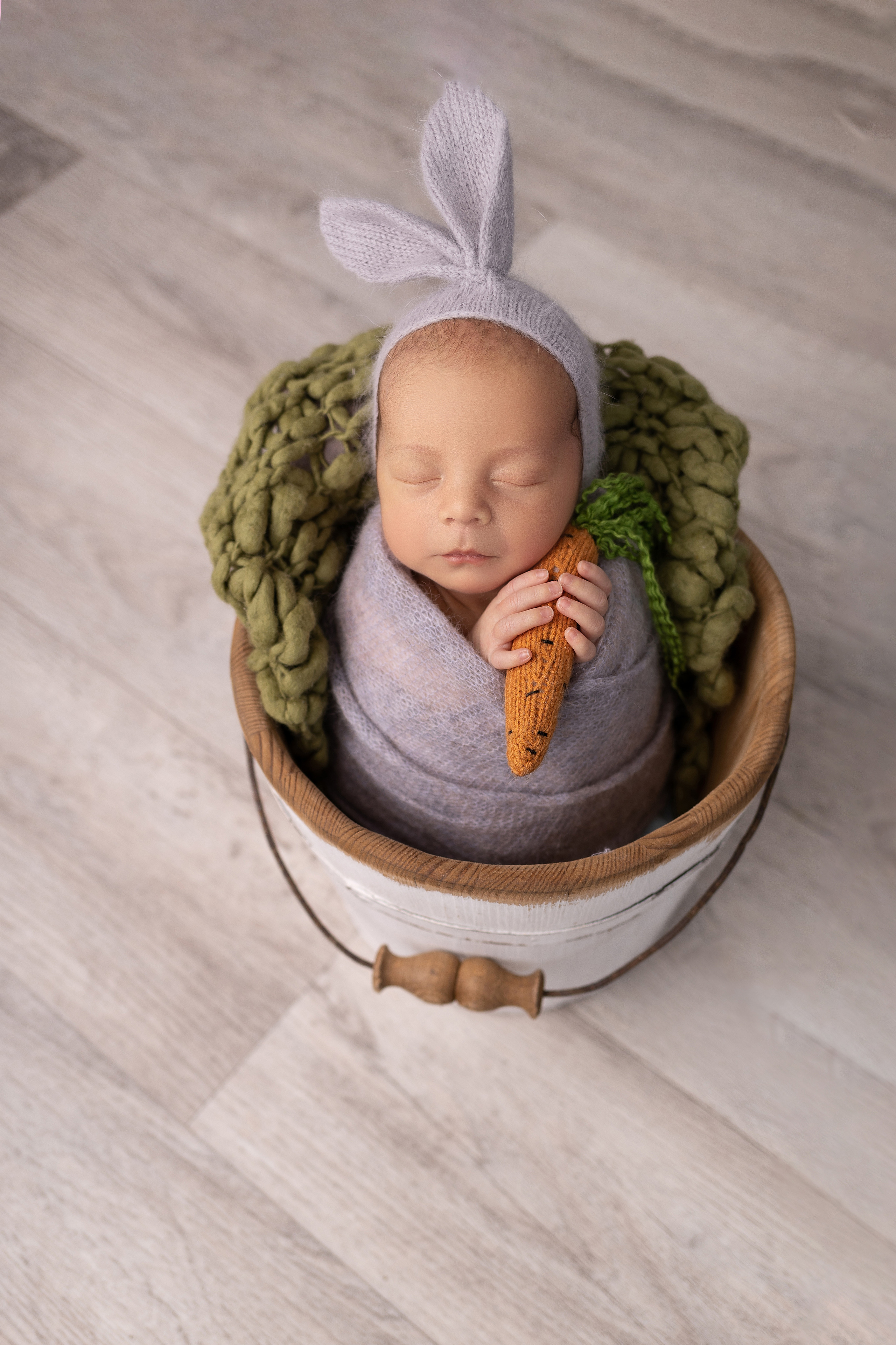 Классическая фотосессия малыша. Фотограф новорожденных малышей в Омске и Омской области Эльвира Камаева