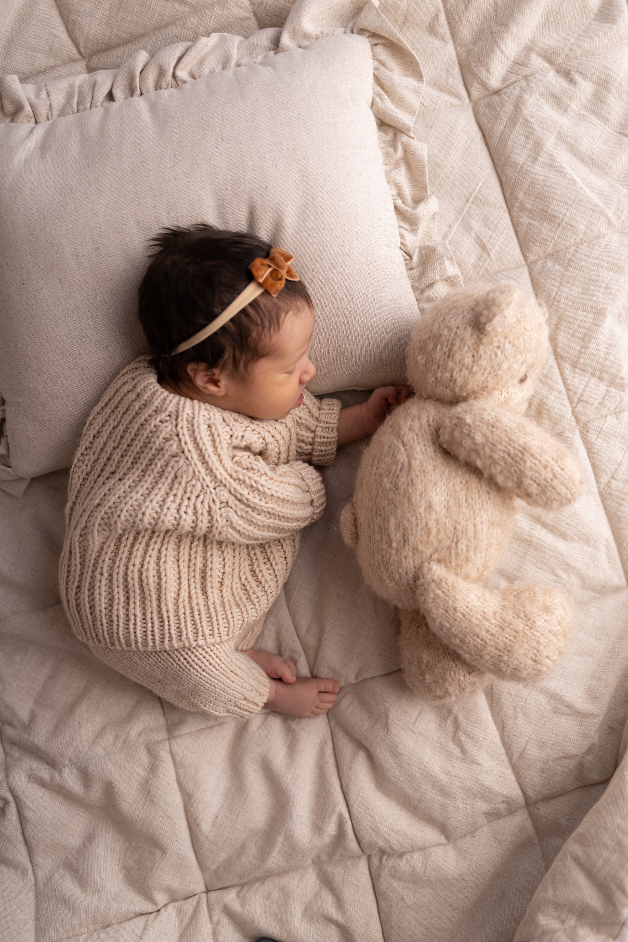 Newborn съемка в стиле Лайф. Фотограф новорожденных малышей в Омске и Омской области Эльвира Камаева