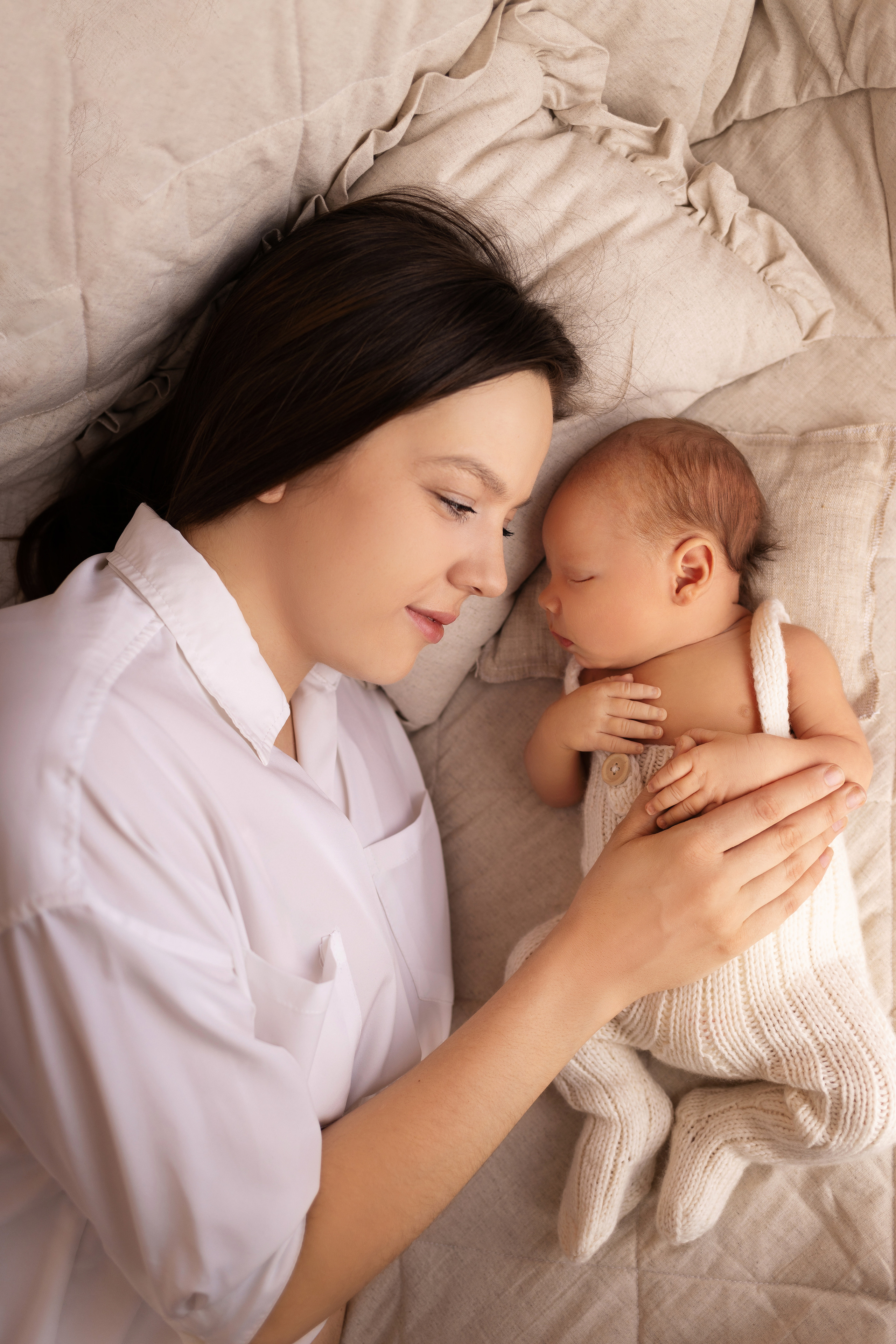 Newborn съемка в стиле Лайф. Фотограф новорожденных малышей в Омске и Омской области Эльвира Камаева