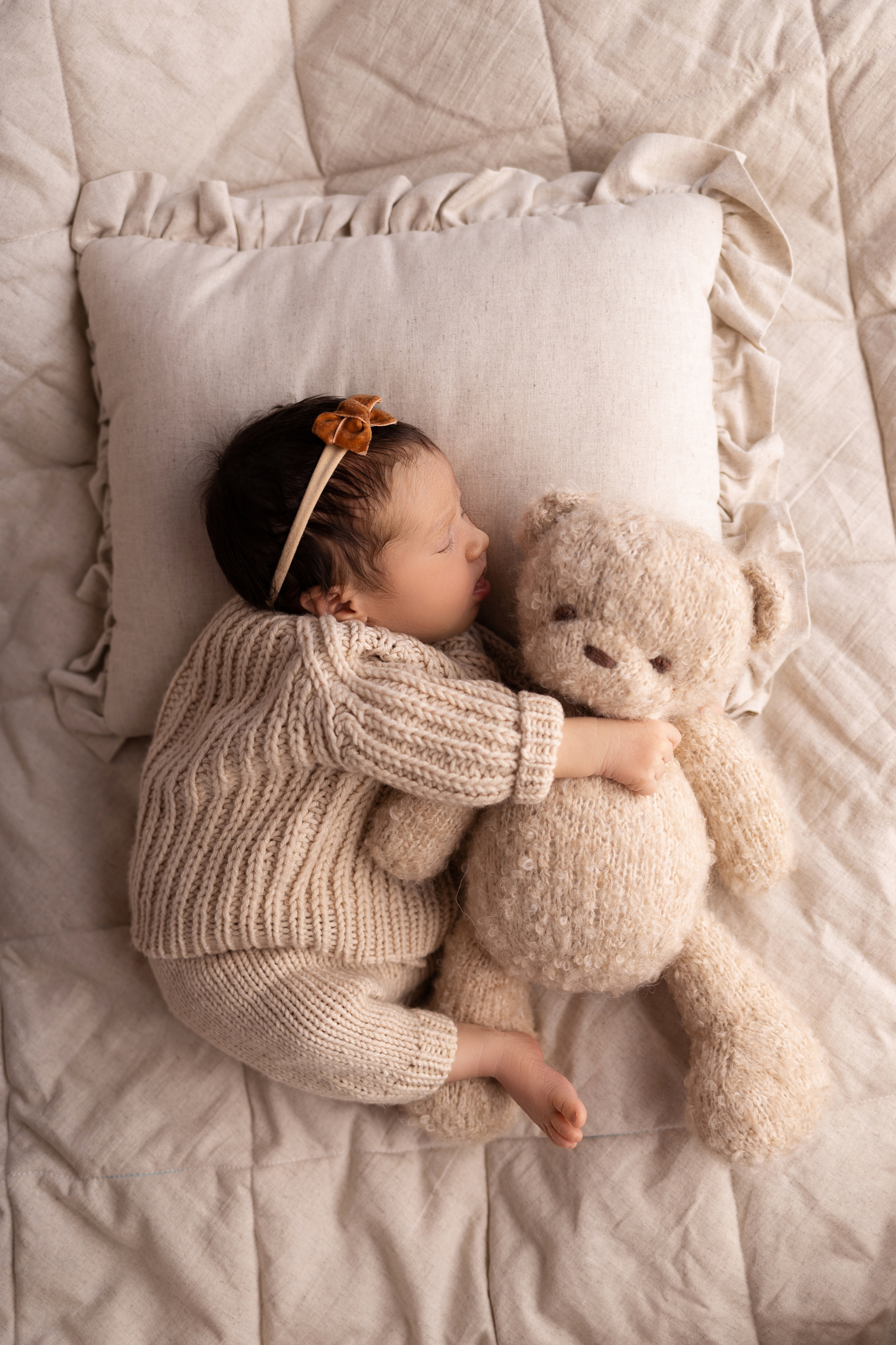 Newborn съемка в стиле Лайф. Фотограф новорожденных малышей в Омске и Омской области Эльвира Камаева