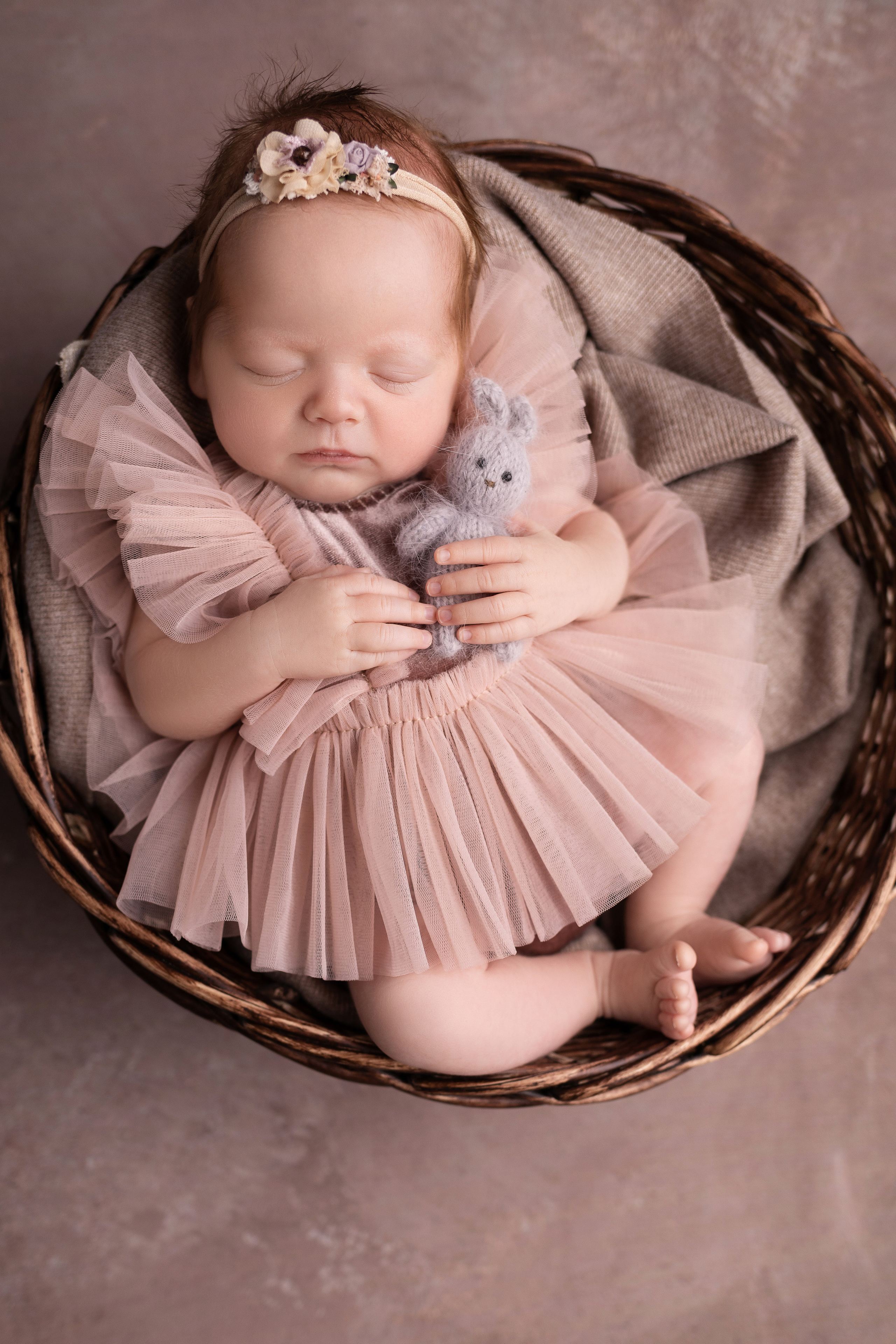 Классическая фотосессия малыша. Фотограф новорожденных малышей в Омске и Омской области Эльвира Камаева