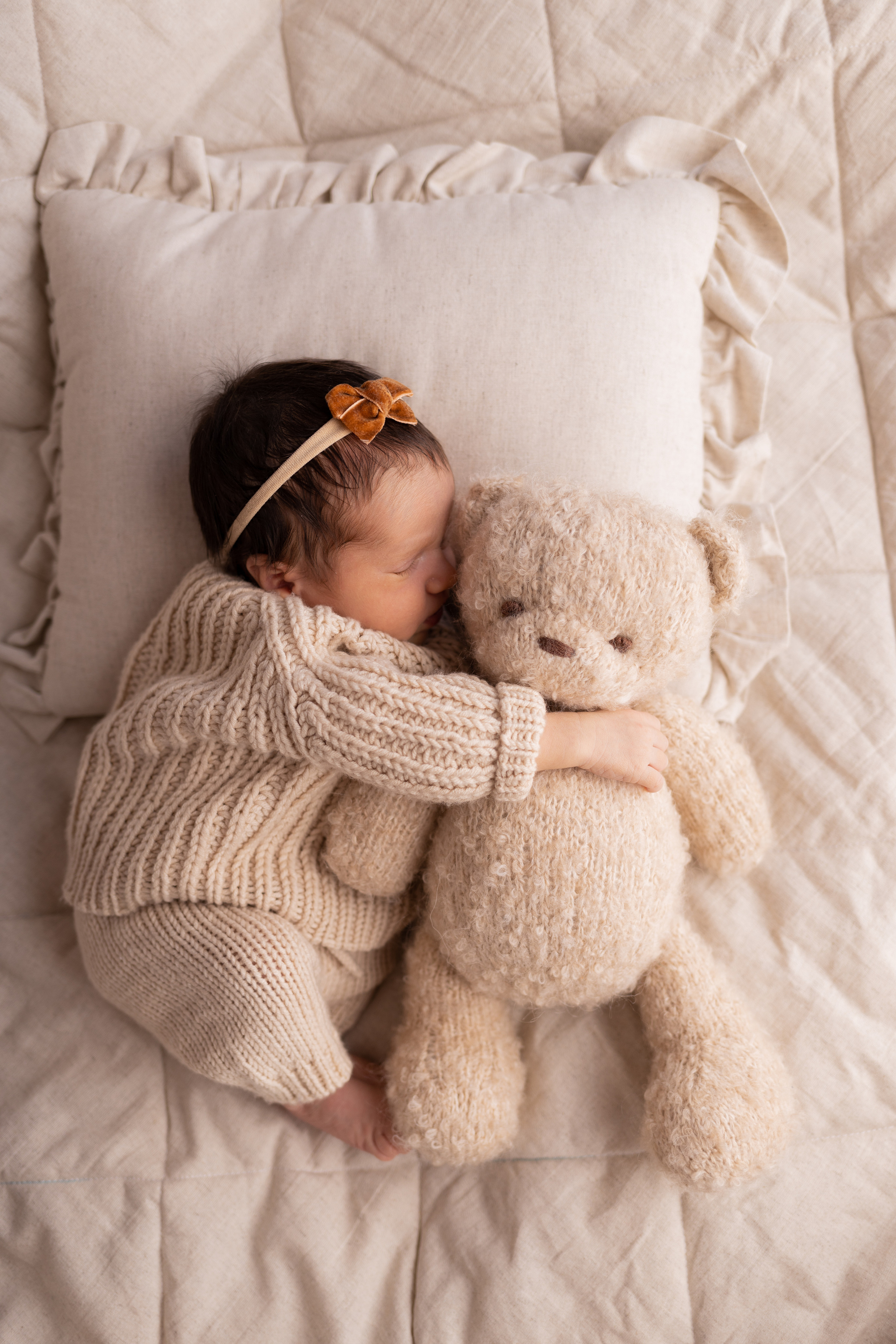 Newborn съемка в стиле Лайф. Фотограф новорожденных малышей в Омске и Омской области Эльвира Камаева