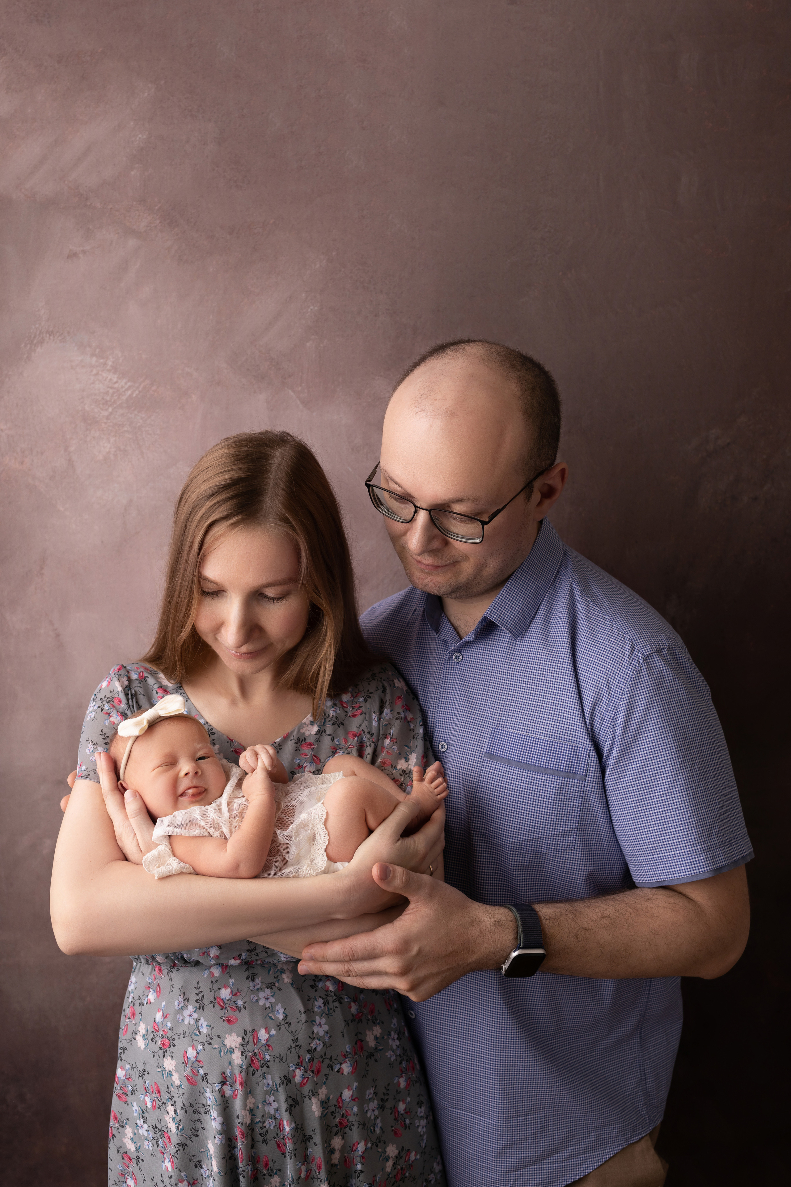 Семейные кадры от Elvira Kamaeva. Фотограф новорожденных малышей в Омске и Омской области Эльвира Камаева