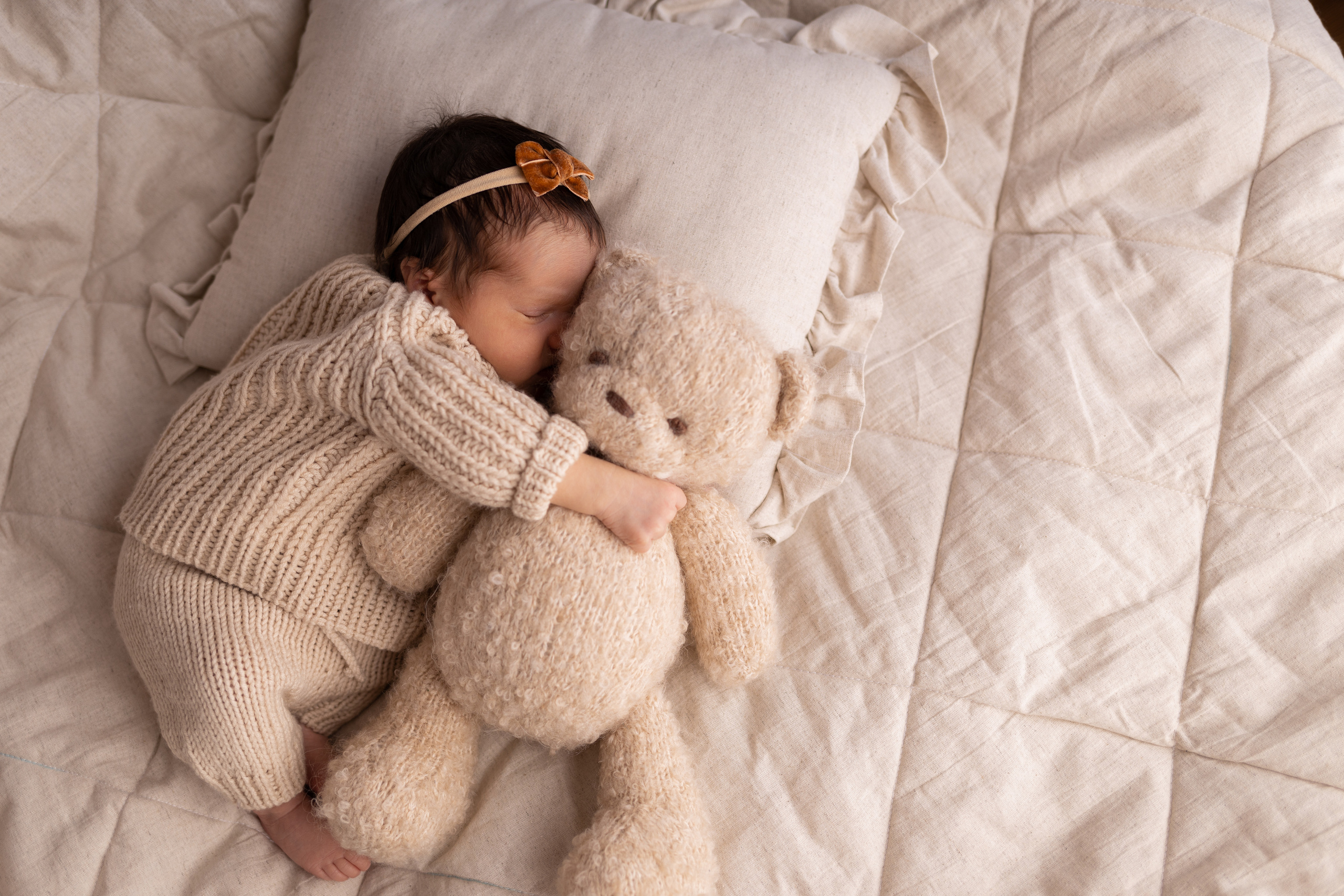 Newborn съемка в стиле Лайф. Фотограф новорожденных малышей в Омске и Омской области Эльвира Камаева