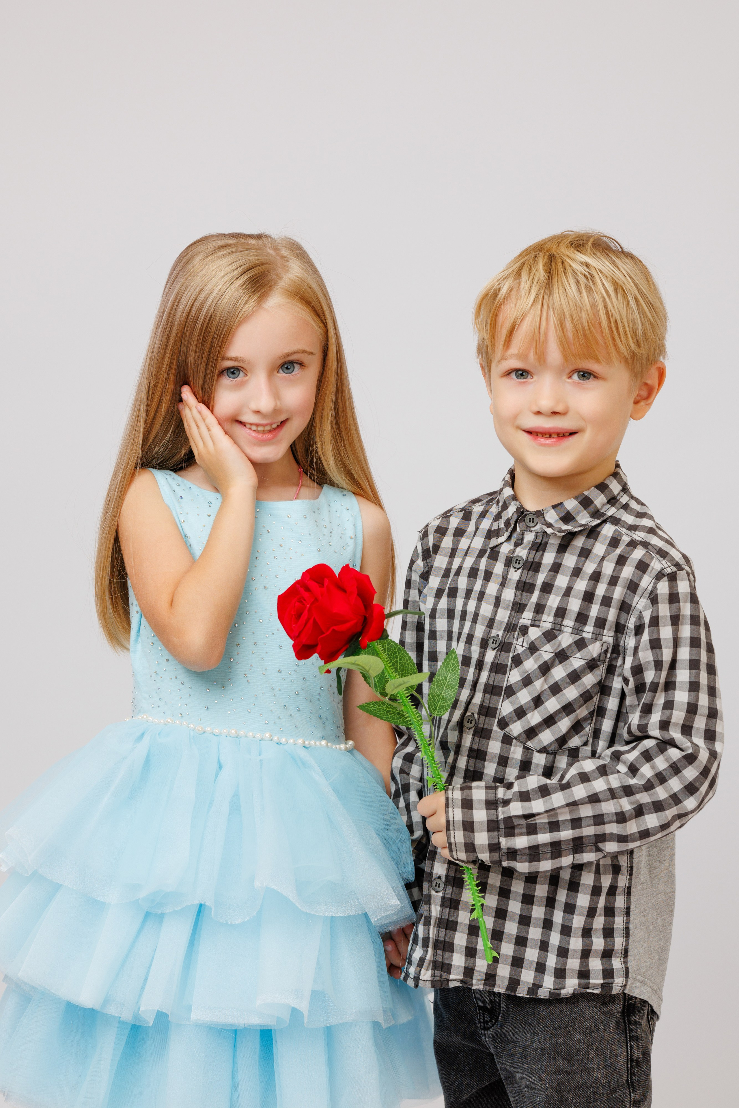 Тариф идеальный (1). Выпускные альбомы в Москве FOTOVMESTE