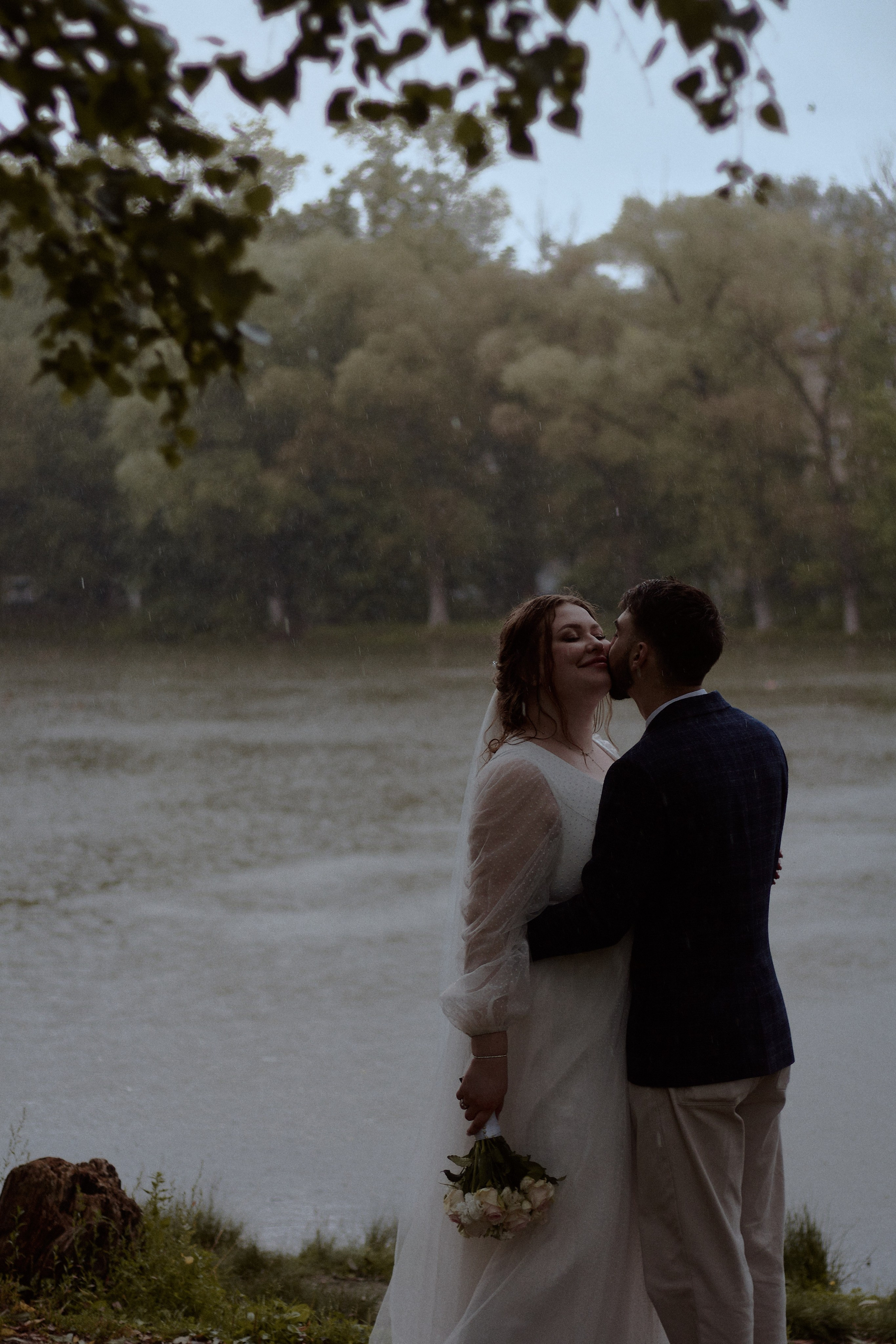 Виктория и Даниэль. Владимирский храм. Фотограф лавстори Москва/МО Приятелева Ангелина