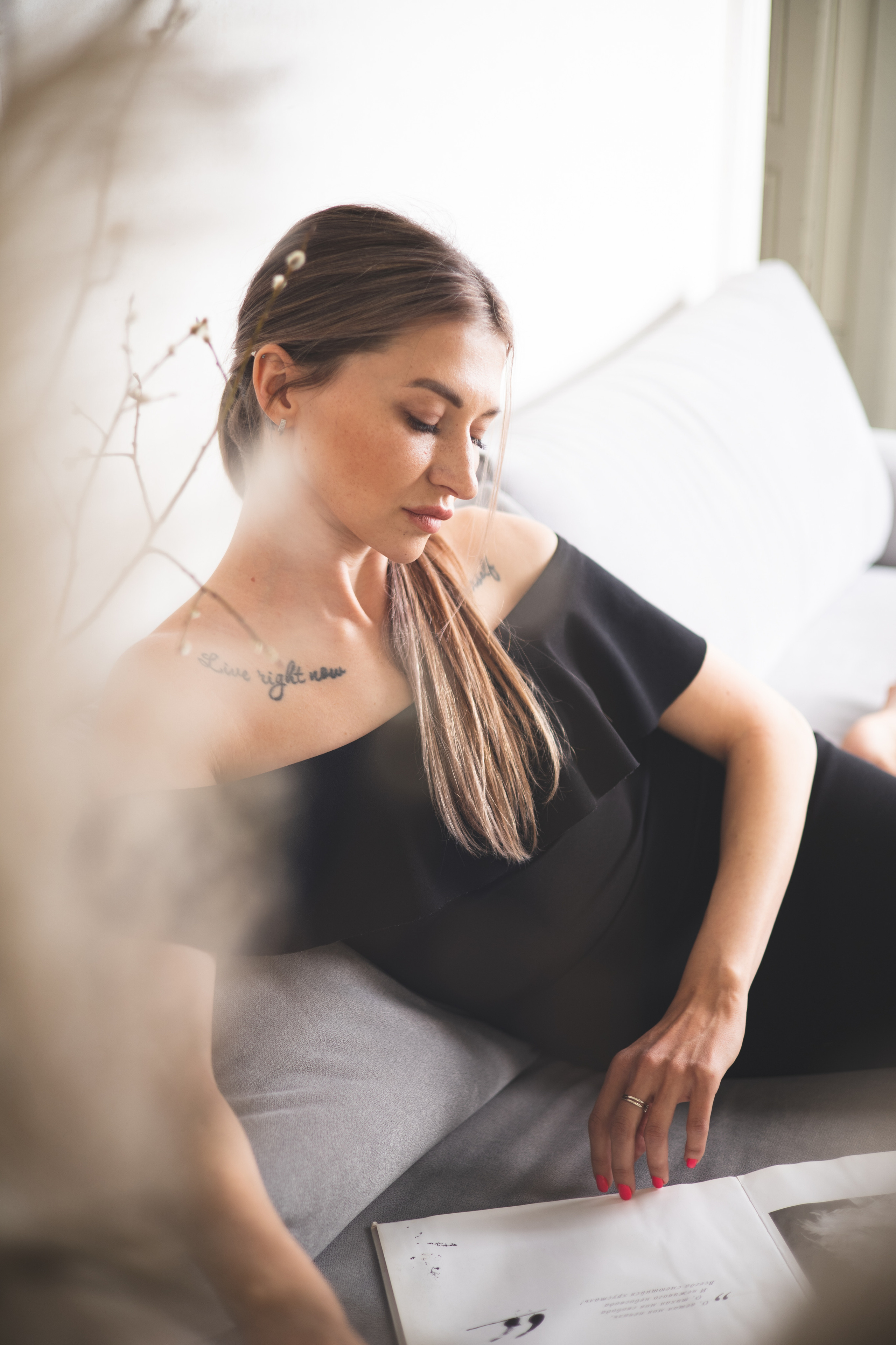 Mary. Главная