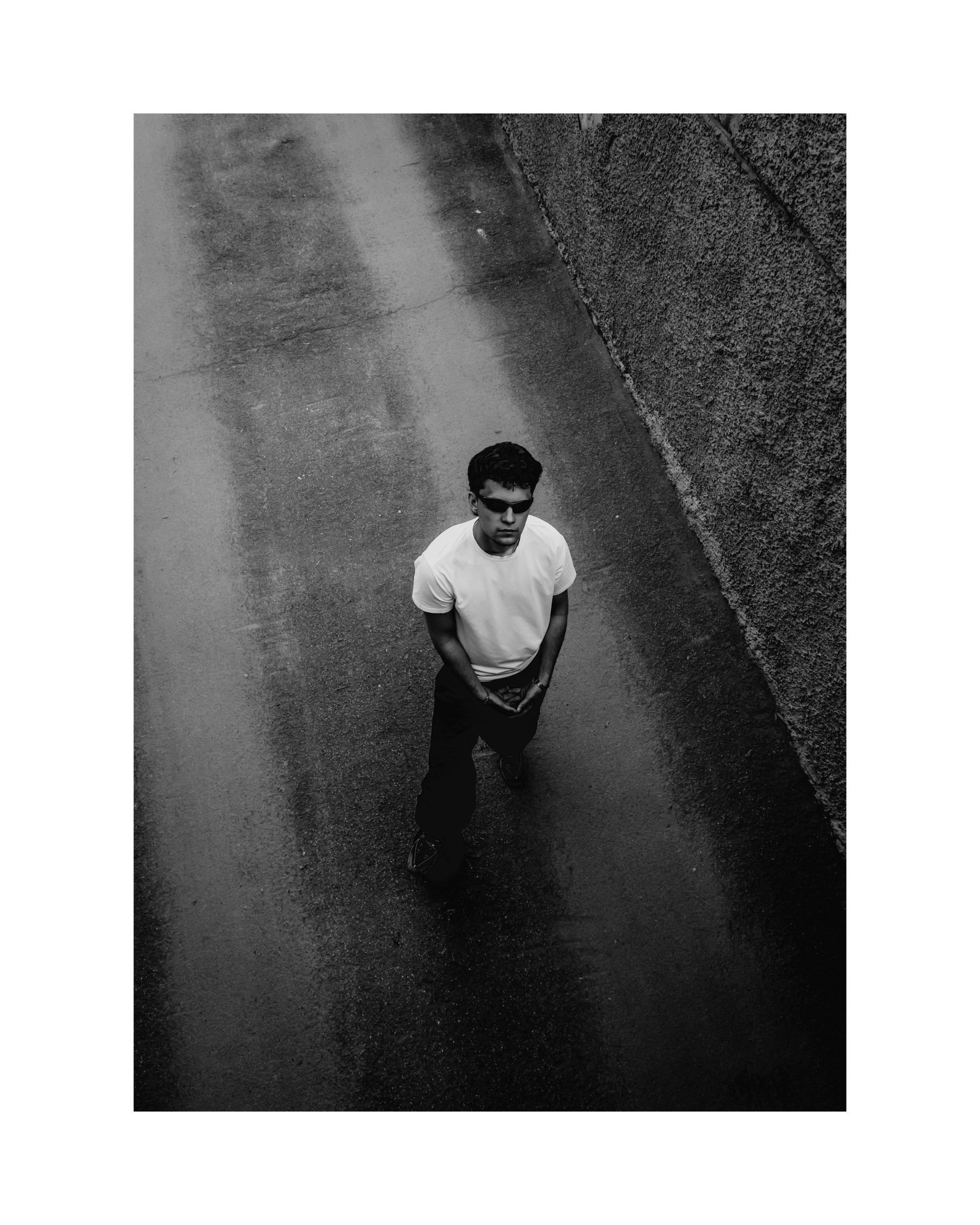 чб фото парня