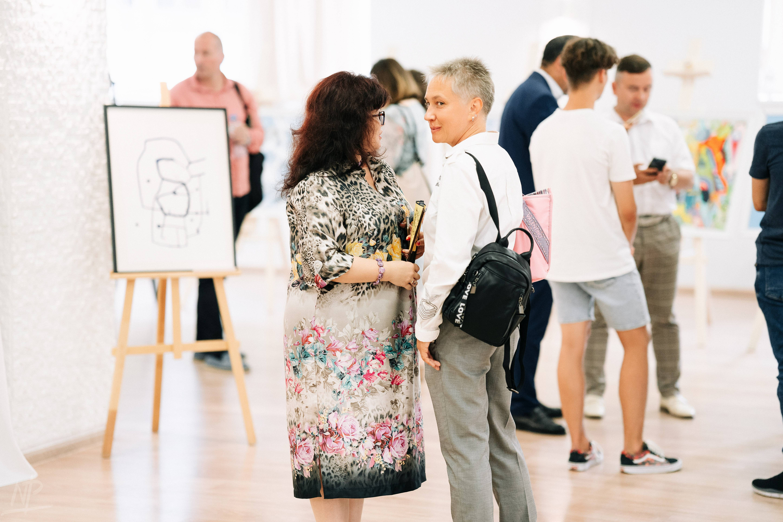 Fashion Meeting NFT party. Nikishin.media — Я с моей командой превращаю моменты в искусство!