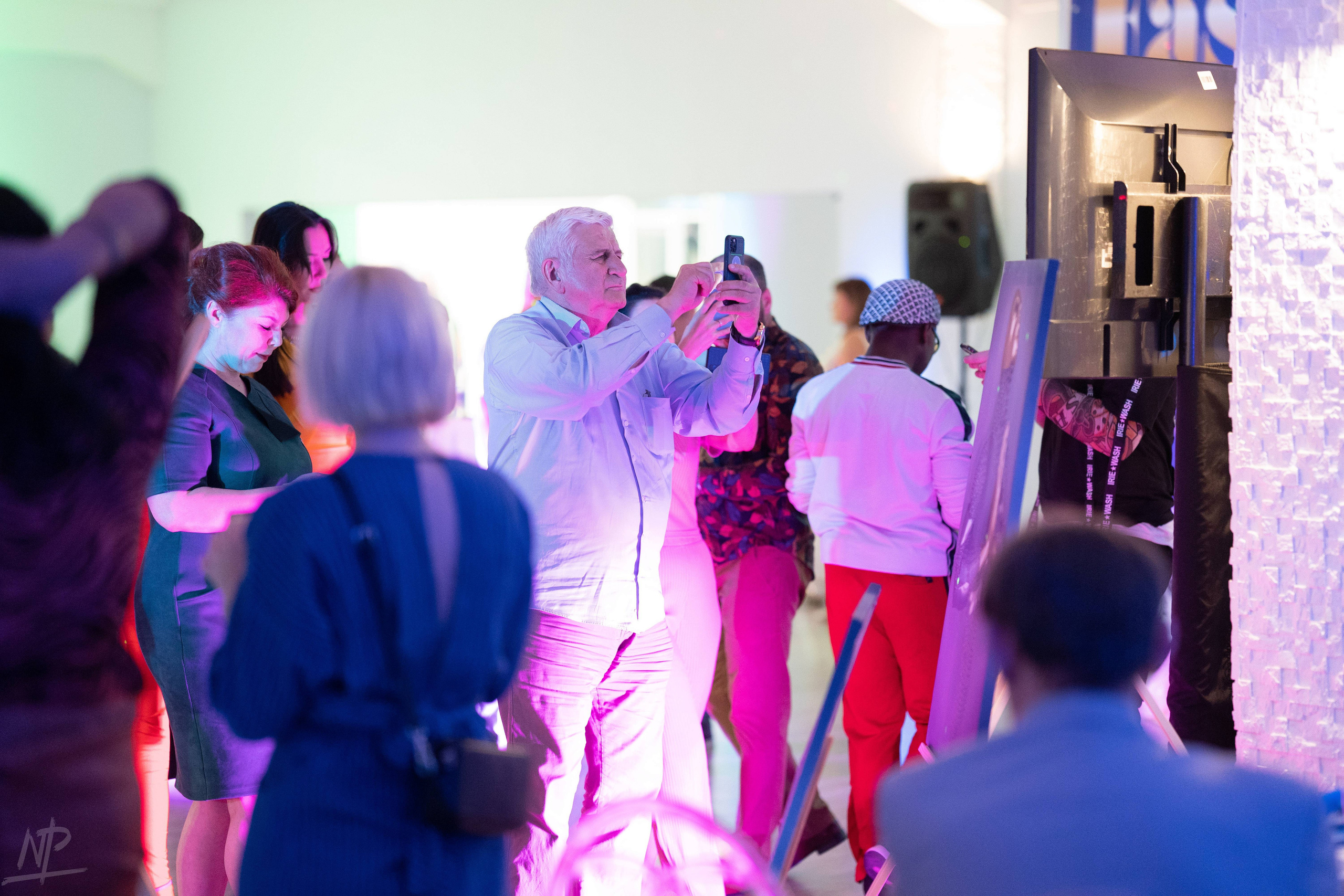 Fashion Meeting NFT party. Nikishin.media — Я с моей командой превращаю моменты в искусство!