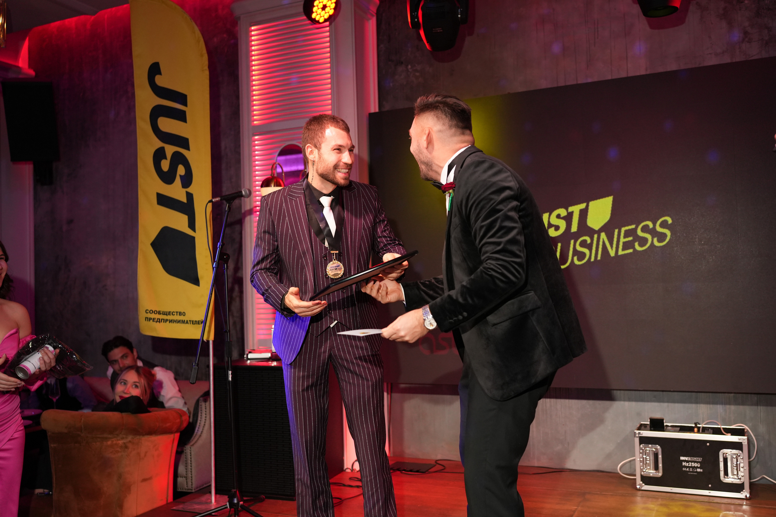 Клуб — Just Business — Премия. Nikishin.media — Я с моей командой превращаю моменты в искусство!