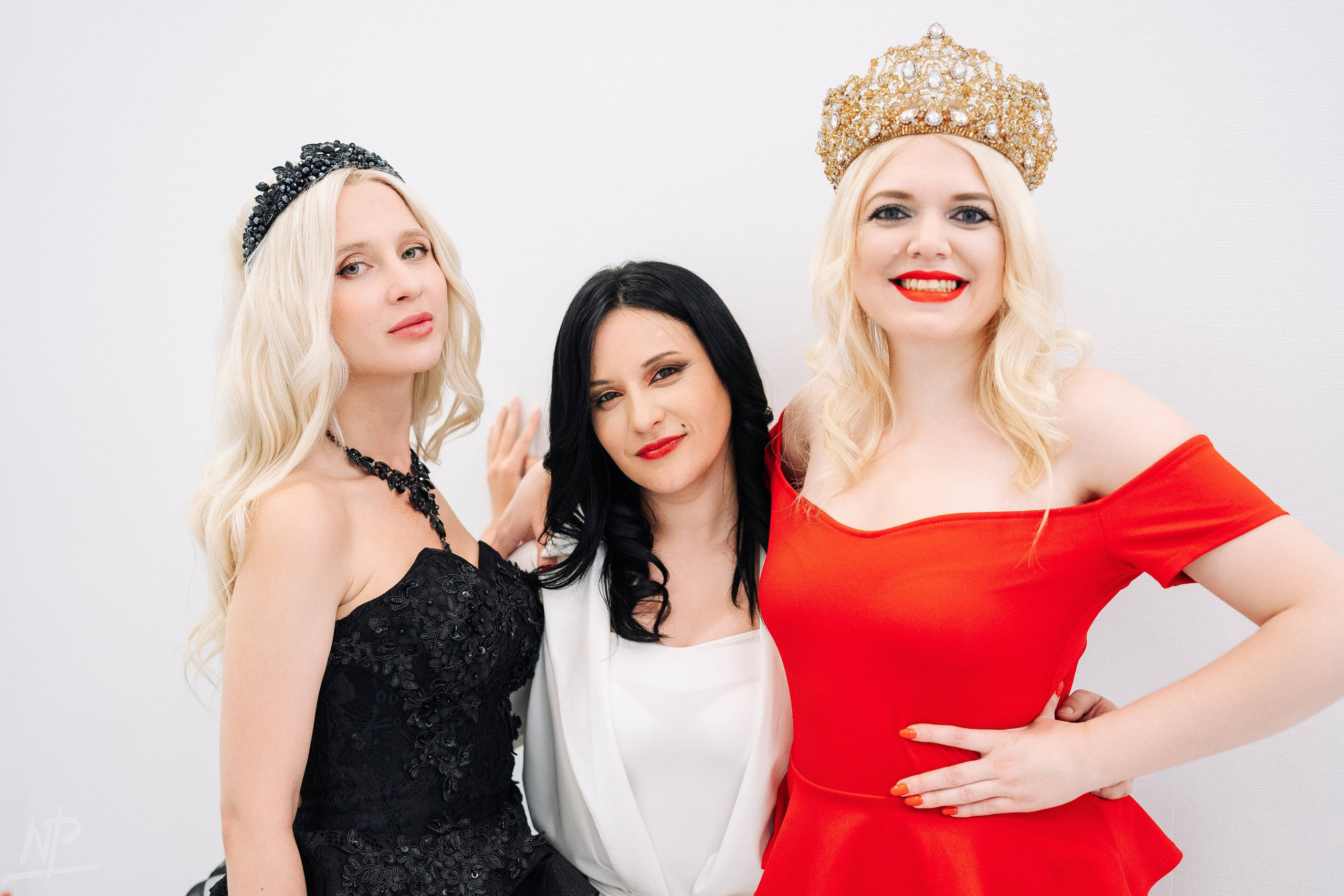 Fashion Meeting NFT party. Nikishin.media — Я с моей командой превращаю моменты в искусство!